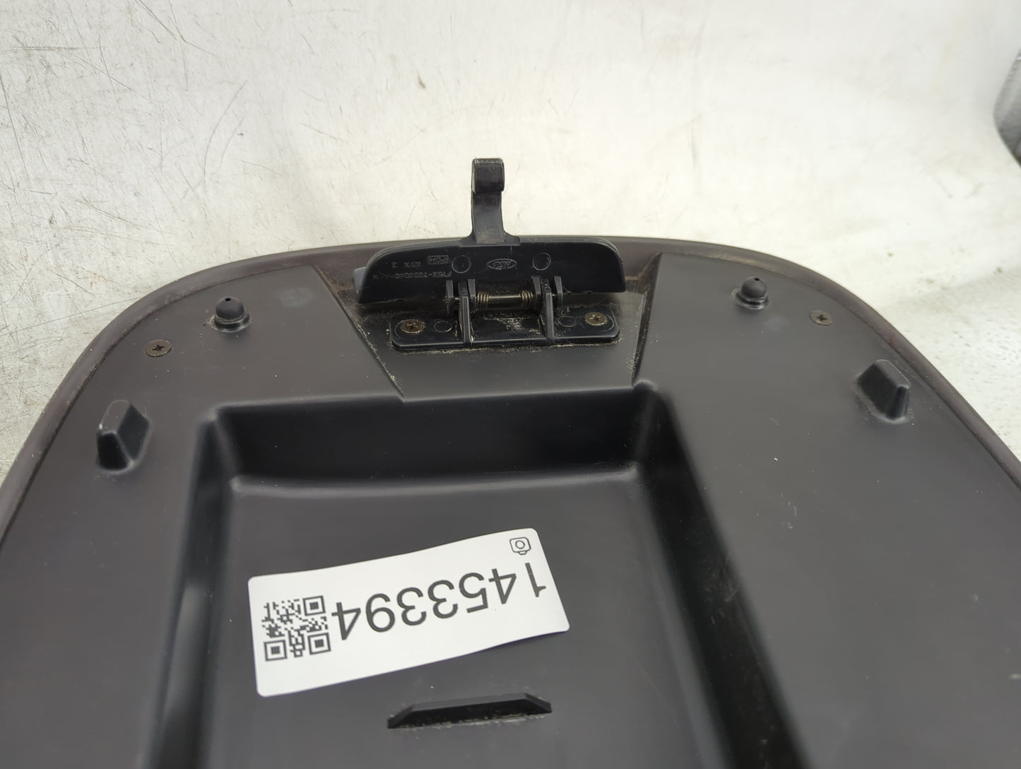 2000 Ford Expedition Center Console Armrest Cover Lid Fits OEM Used Auto Parts - Oemusedautoparts1.com