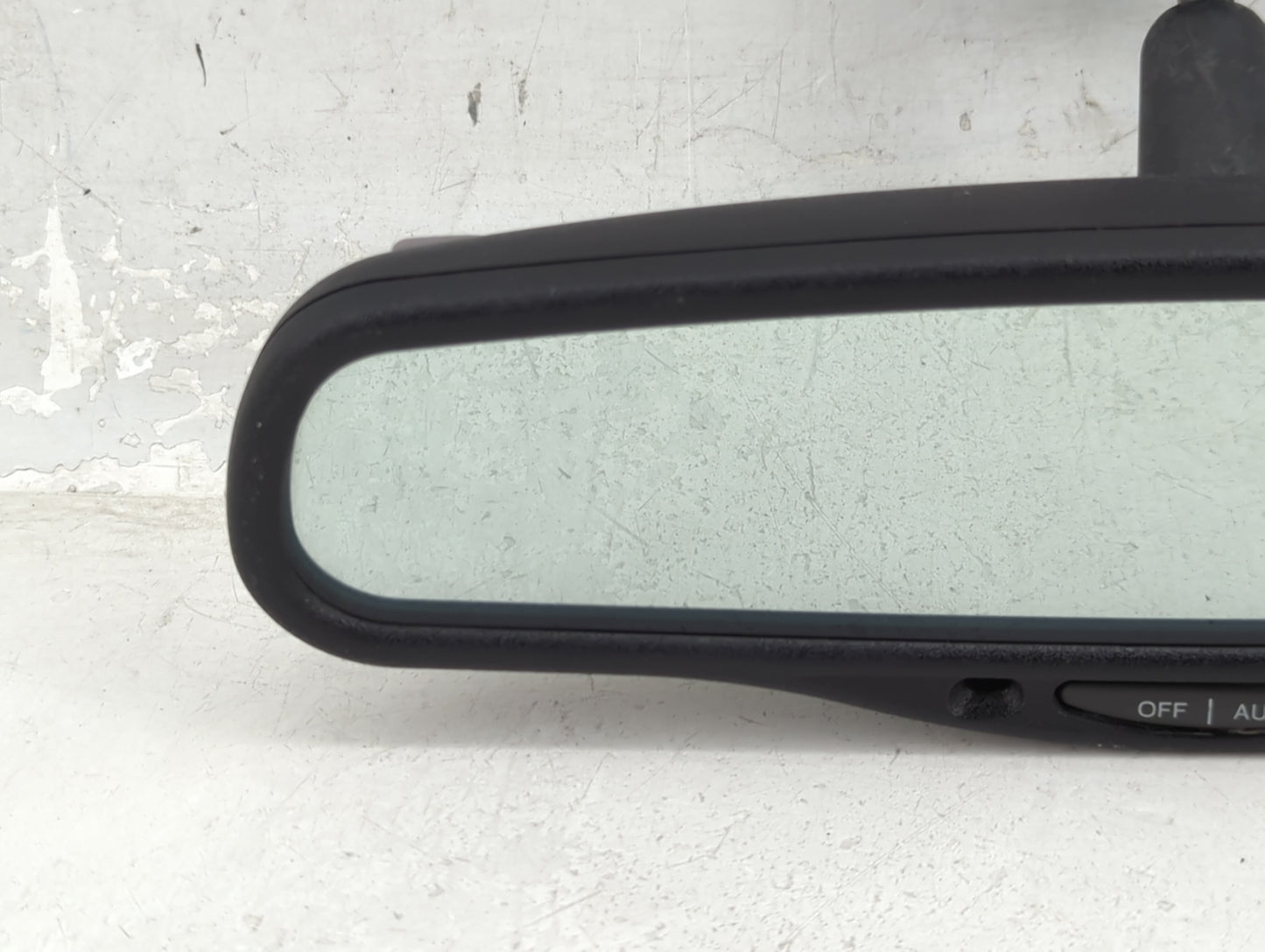 2000 Ford Expedition Interior Rear View Mirror Replacement OEM Fits OEM Used Auto Parts - Oemusedautoparts1.com