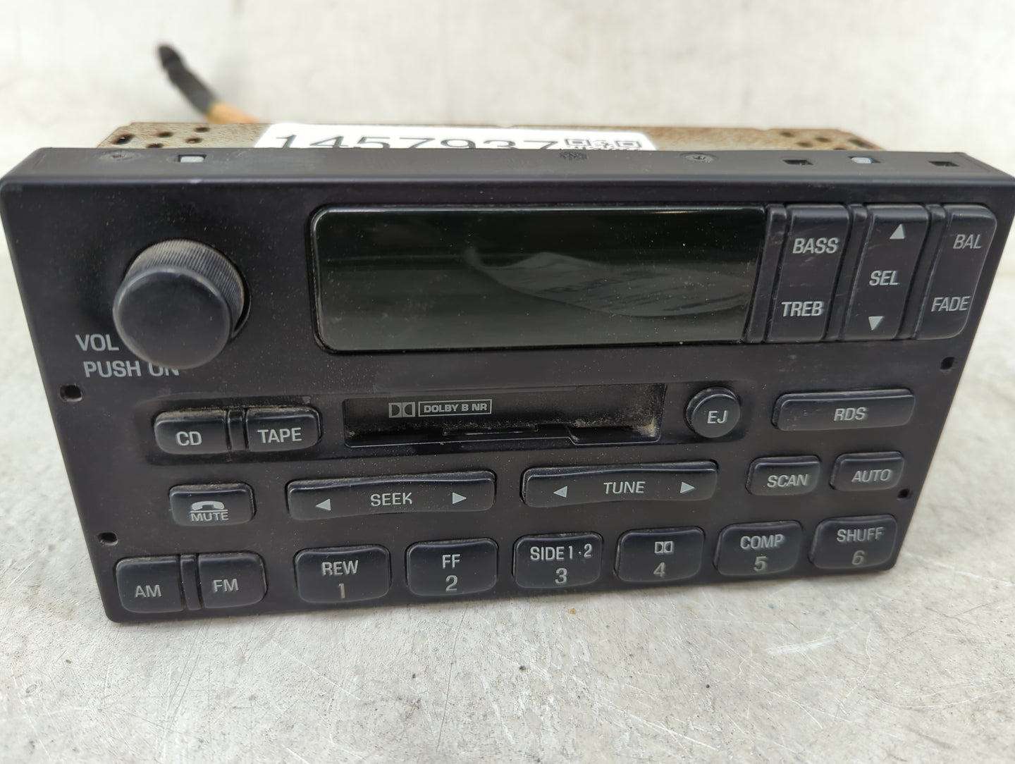 2000 Ford Expedition Radio AM FM Cd Player Receiver Replacement P/N:YL1F-18C870-GA 28116-2000-01, F80F-19A028- Fits OEM Used