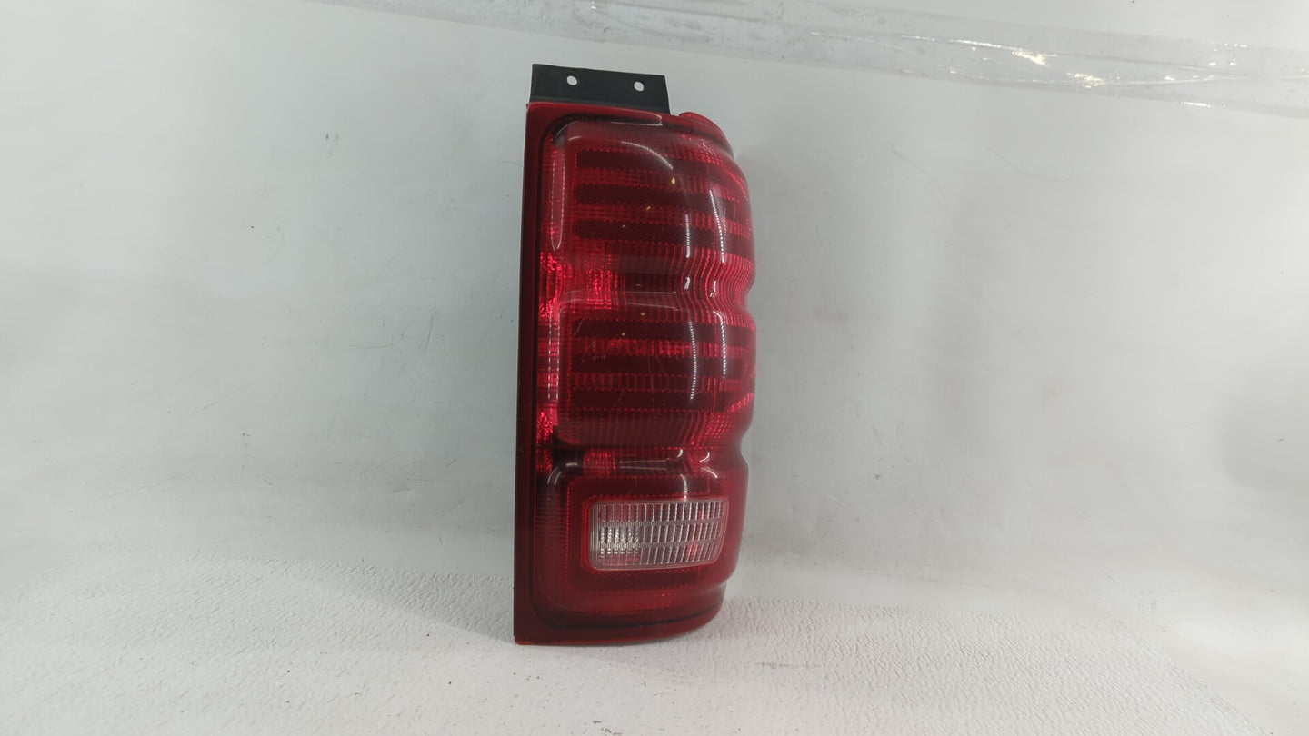 1997-2002 Ford Expedition Tail Light Assembly Passenger Right OEM Fits Fits 1997 1998 1999 2000 2001 2002 OEM Used Auto Part