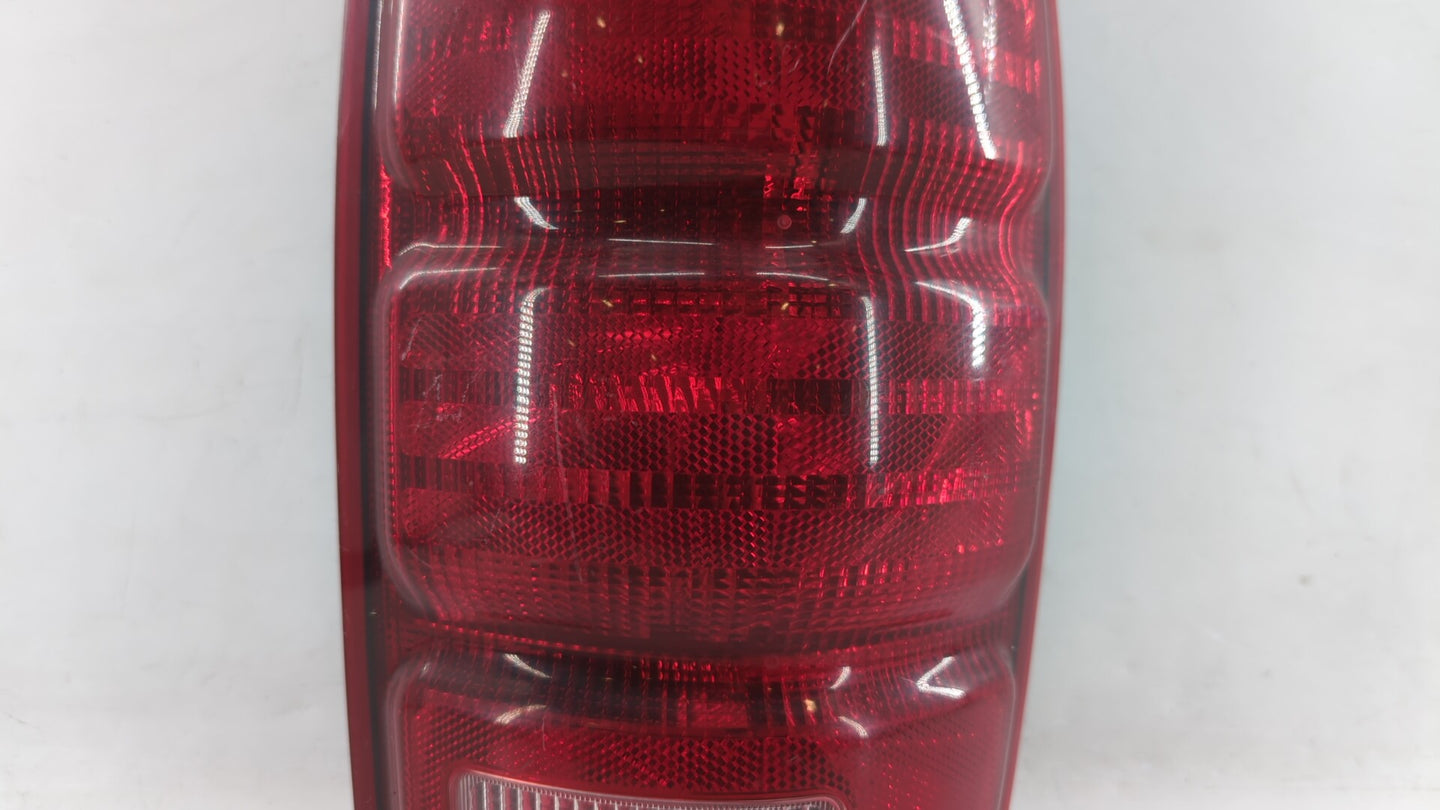 1997-2002 Ford Expedition Tail Light Assembly Passenger Right OEM Fits Fits 1997 1998 1999 2000 2001 2002 OEM Used Auto Part