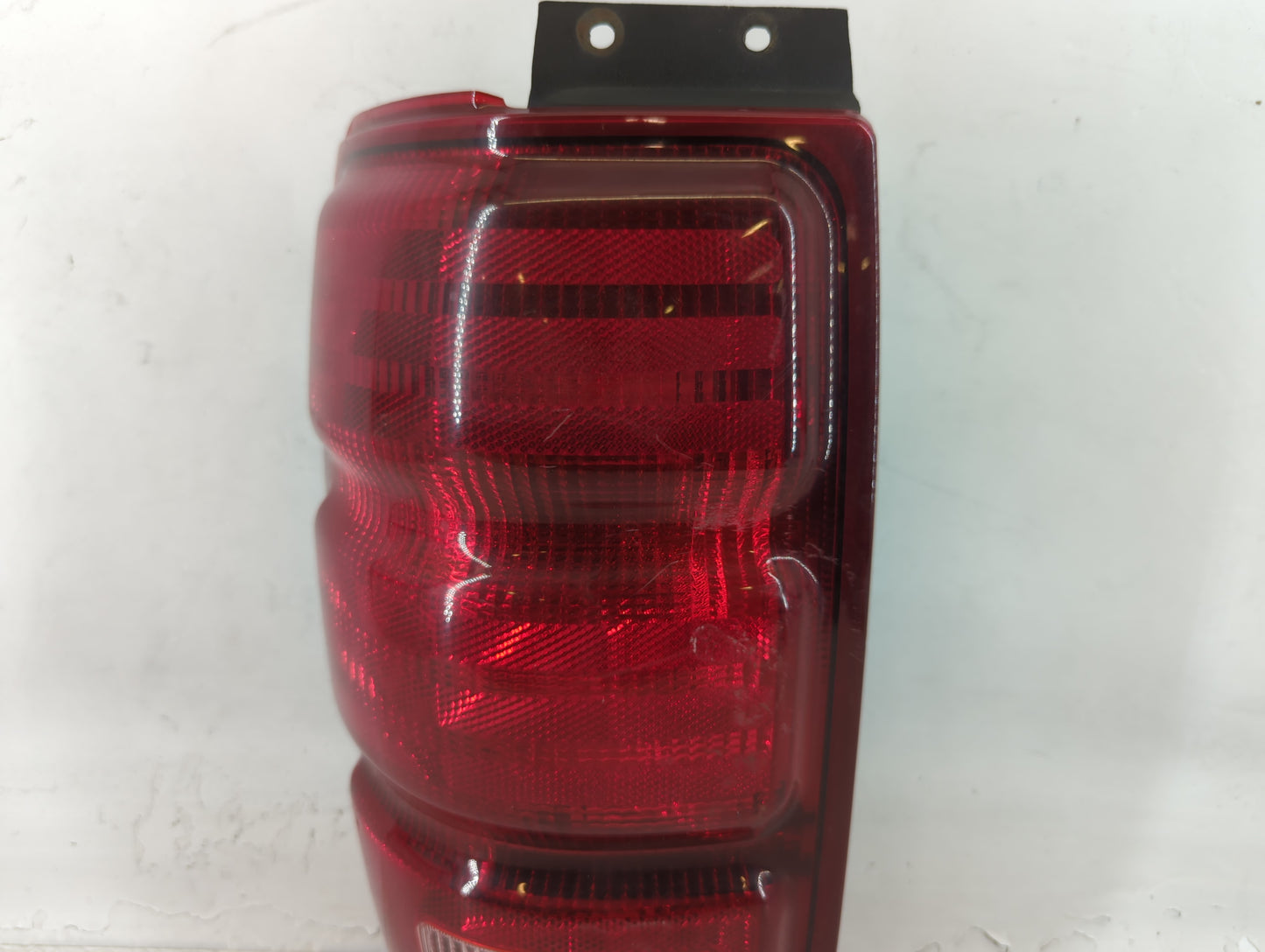 1997-2002 Ford Expedition Tail Light Assembly Driver Left OEM P/N:1L1X-13B505-A Fits Fits 1997 1998 1999 2000 2001 2002 OEM 