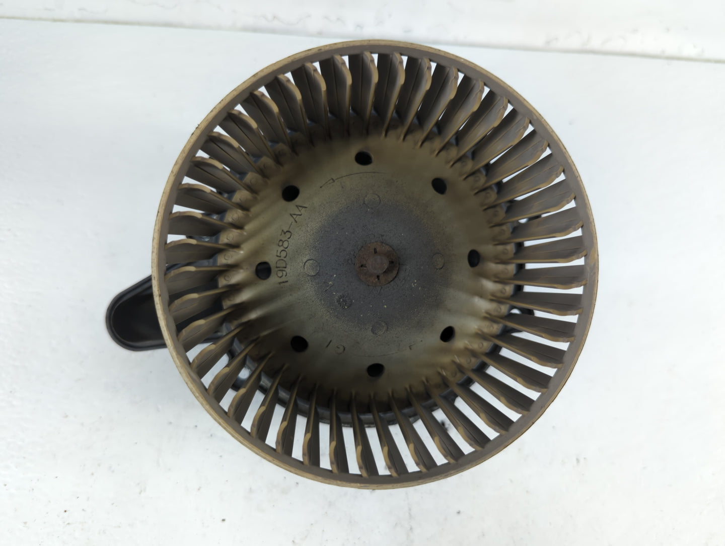 2000 Ford Expedition Heater AC Blower Motor P/N:XL7H-19805-BA Fits Fits 2001 2002 2003 2004 OEM Used Auto Parts - Oemusedaut