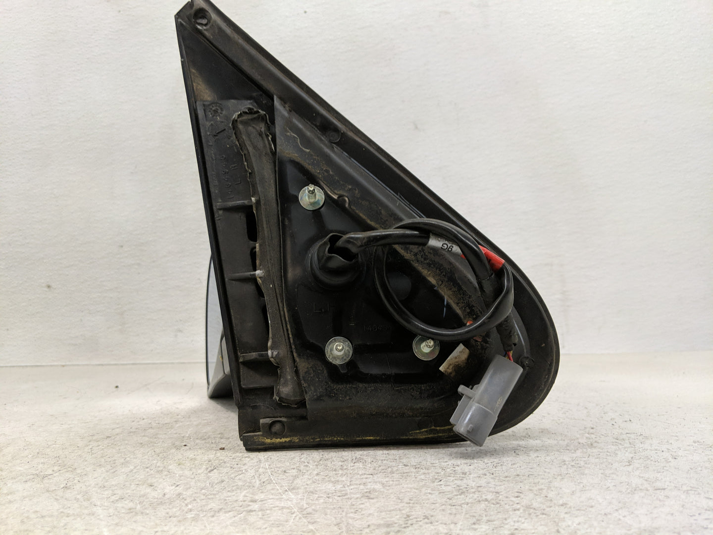 1998-2001 Ford Explorer Driver Side View Mirror - Left Door Mirror OEM Used - Oemusedautoparts1.com
