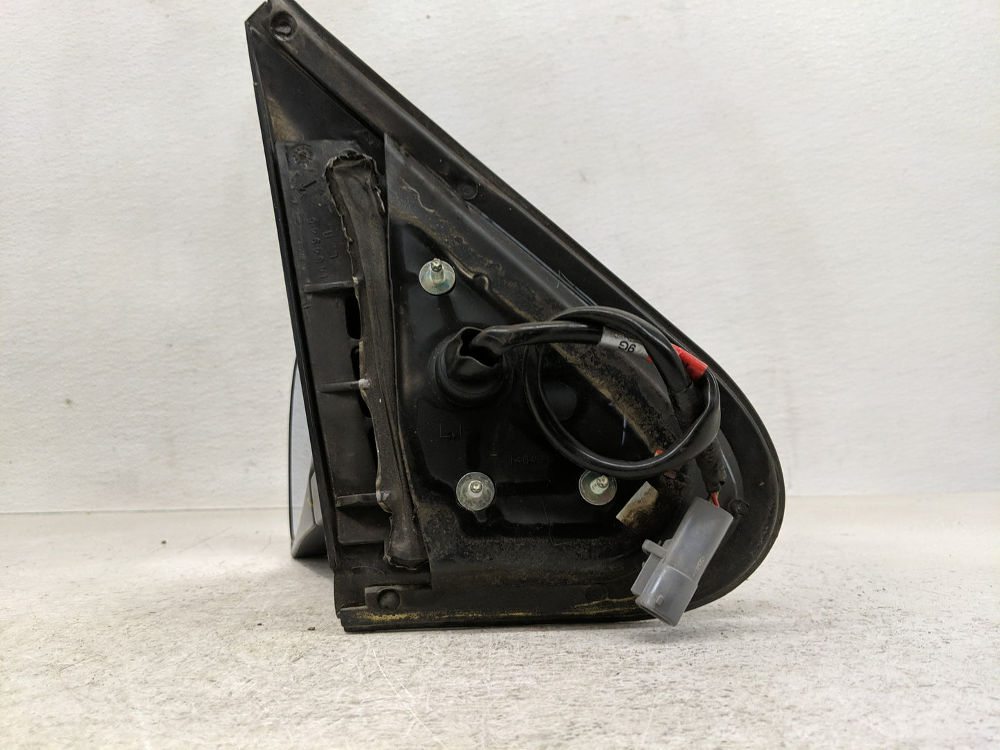 1998-2001 Ford Explorer Driver Side View Mirror - Left Door Mirror OEM Used - Oemusedautoparts1.com