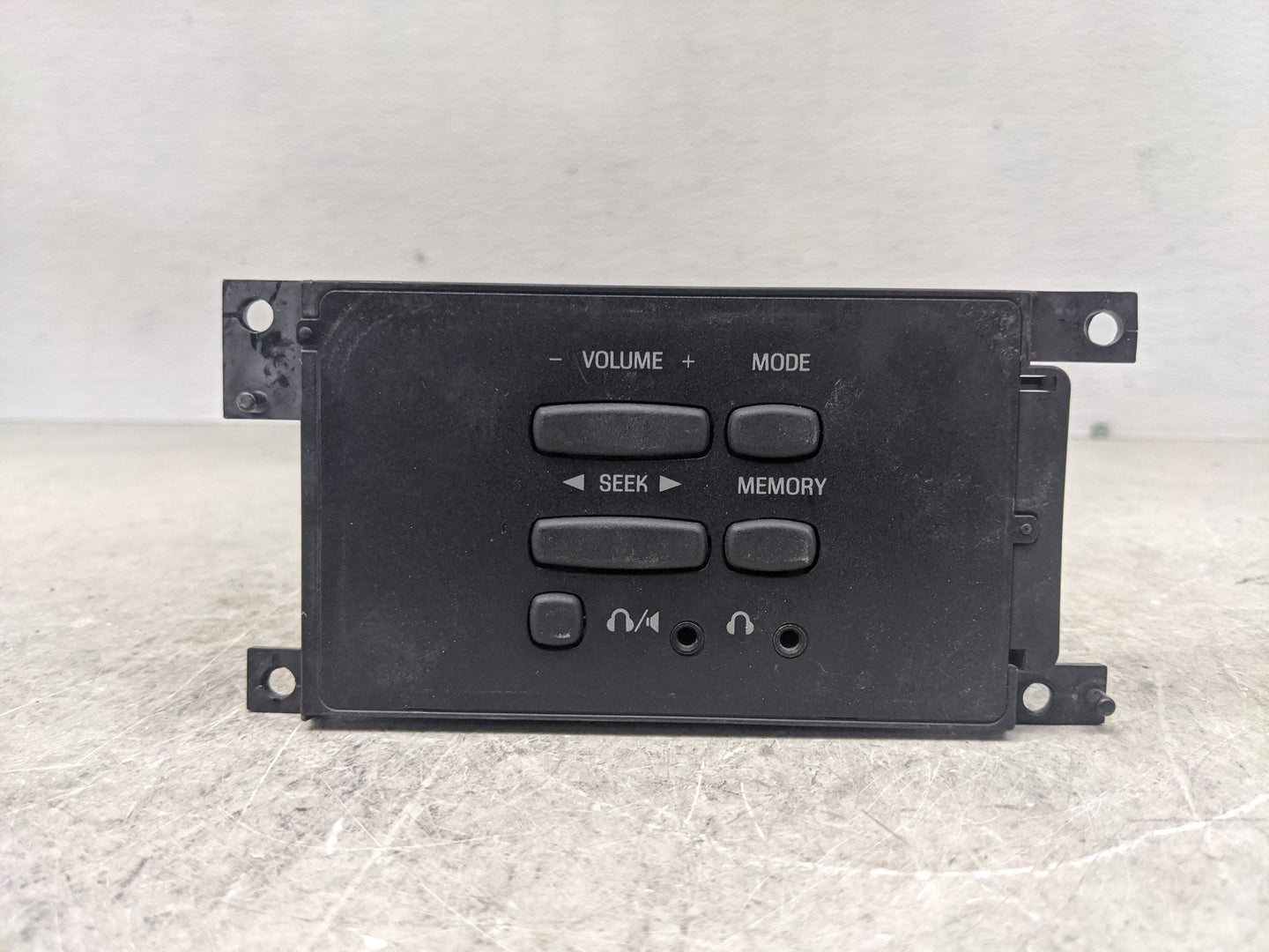 Ford Explorer Radio Control Panel - Oemusedautoparts1.com