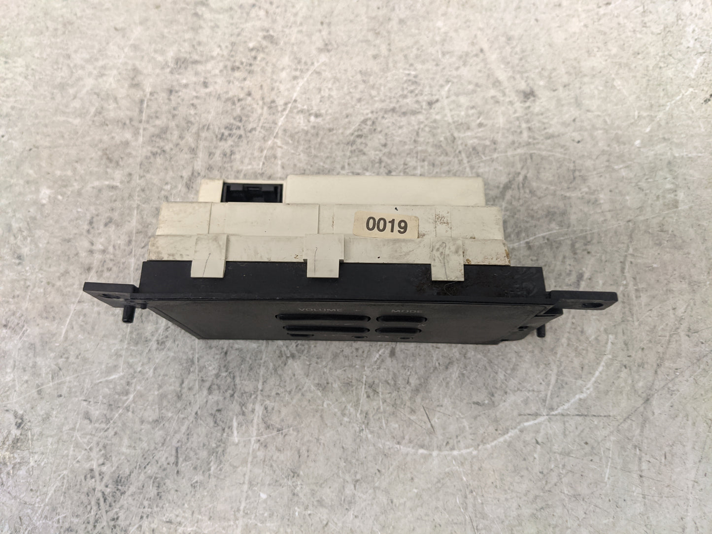 Ford Explorer Radio Control Panel - Oemusedautoparts1.com