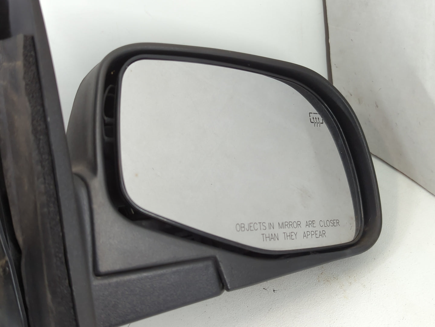 1998-2001 Ford Explorer Passenger Side View Mirror - Right Door Mirror OEM Used - Oemusedautoparts1.com