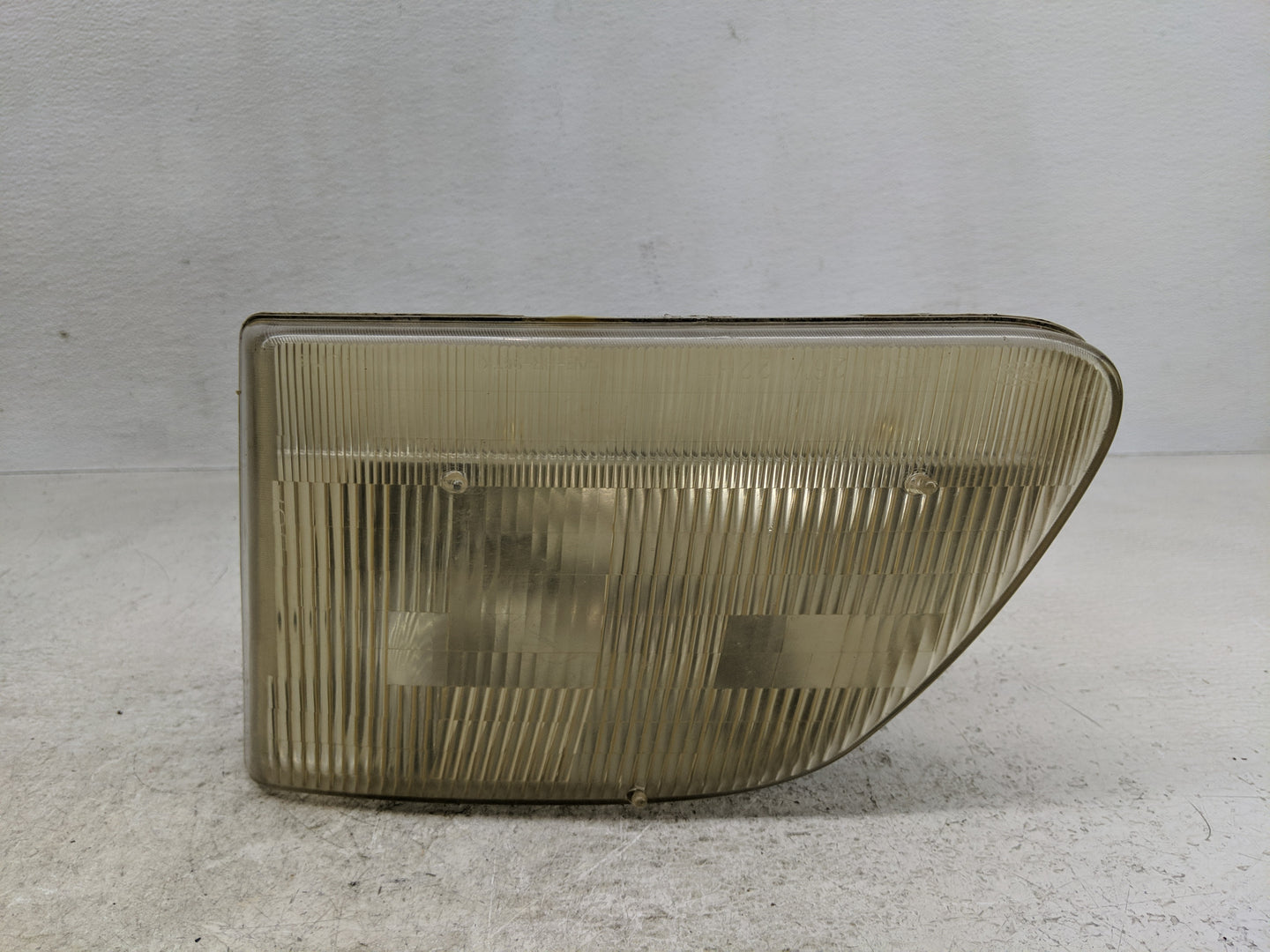 1997-2003 Ford F-150 Driver Left Oem Head Light Headlight Lamp 1282086 - Oemusedautoparts1.com