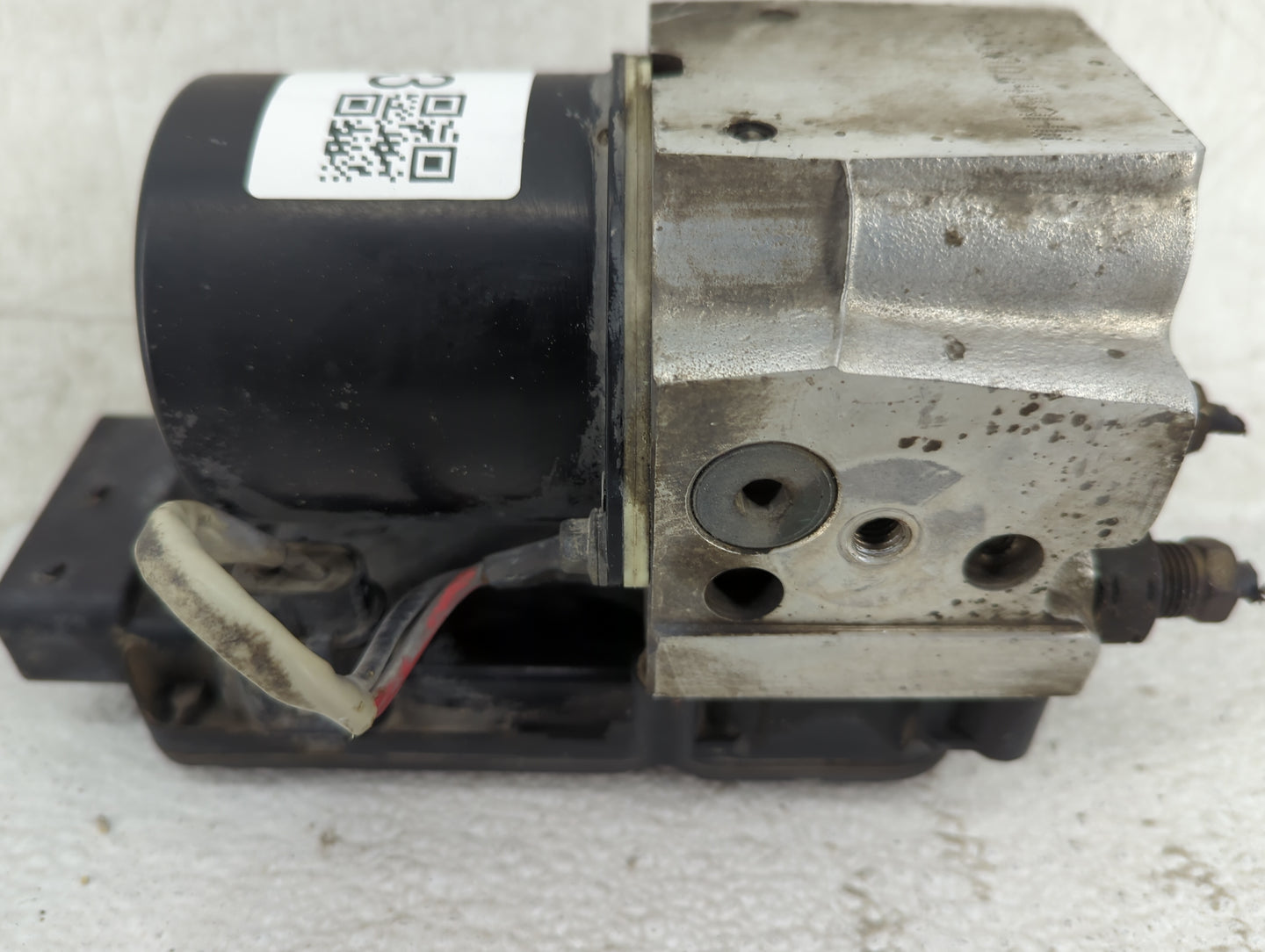 2000-2004 Ford F-150 ABS Pump Control Module Replacement P/N:13352812F Fits Fits 2000 2001 2002 2003 2004 OEM Used Auto Part