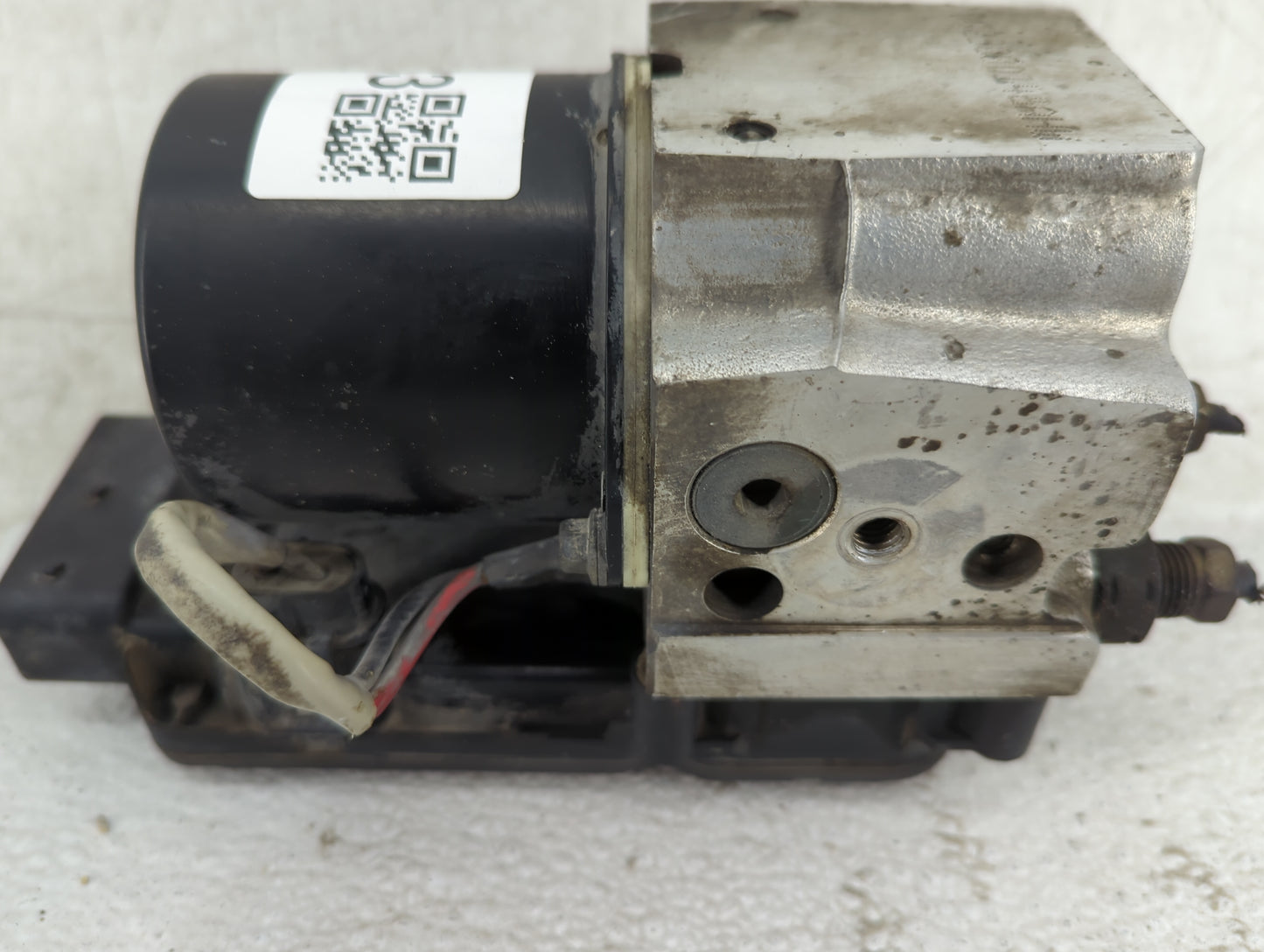 2000-2004 Ford F-150 ABS Pump Control Module Replacement P/N:13352812F Fits Fits 2000 2001 2002 2003 2004 OEM Used Auto Part
