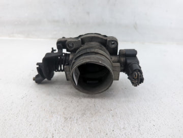 1999-2000 Ford F-150 Throttle Body P/N:F4SF 9B989 AA Fits Fits 1999 2000 OEM Used Auto Parts - Oemusedautoparts1.com