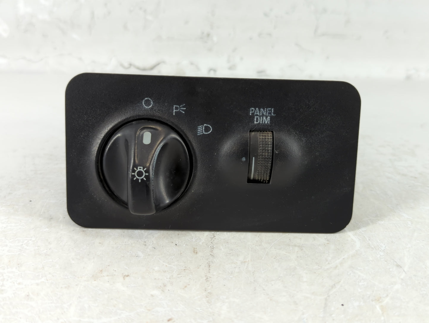 2004-2008 Ford F-150 Air Bag Driver Left Steering Wheel Mounted P/N:260-316-6018 Fits Fits 2004 2005 2006 2007 2008 OEM Used