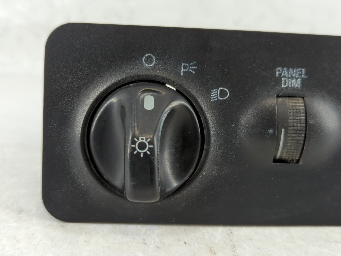 2004-2008 Ford F-150 Air Bag Driver Left Steering Wheel Mounted P/N:260-316-6018 Fits Fits 2004 2005 2006 2007 2008 OEM Used