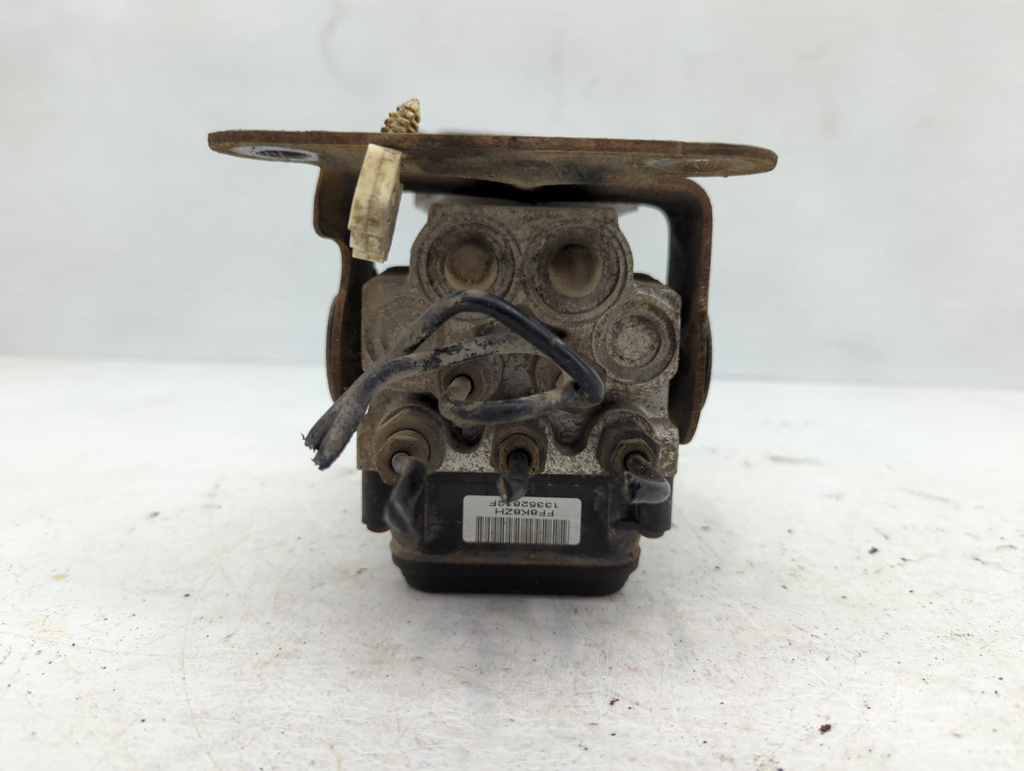 1999-2001 Ford F-150 ABS Pump Control Module Replacement Fits Fits 1999 2000 2001 OEM Used Auto Parts - Oemusedautoparts1.co