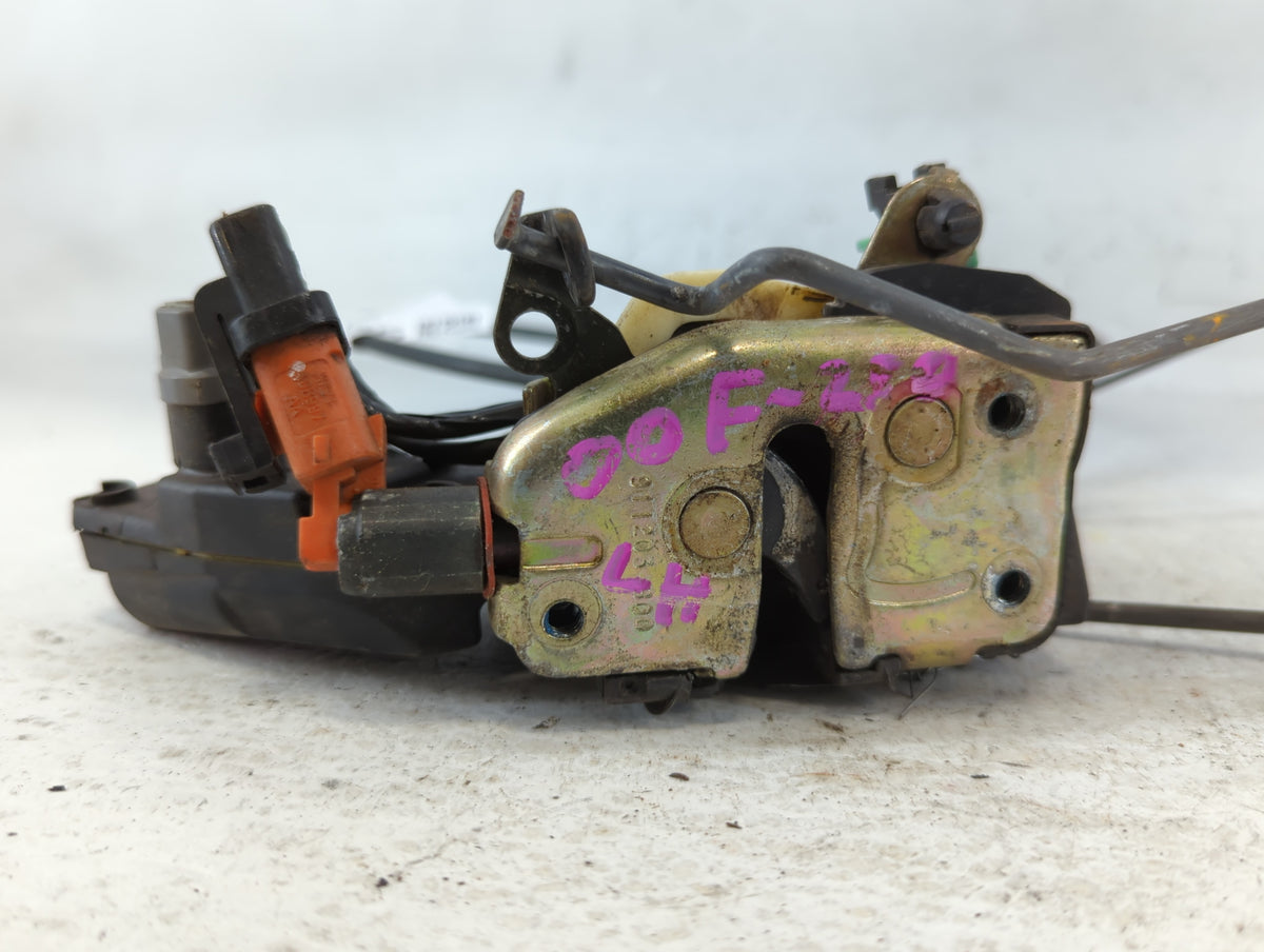 2000 Ford F-250 Super Duty Door Catch Latch Lock - Oemusedautoparts1.com