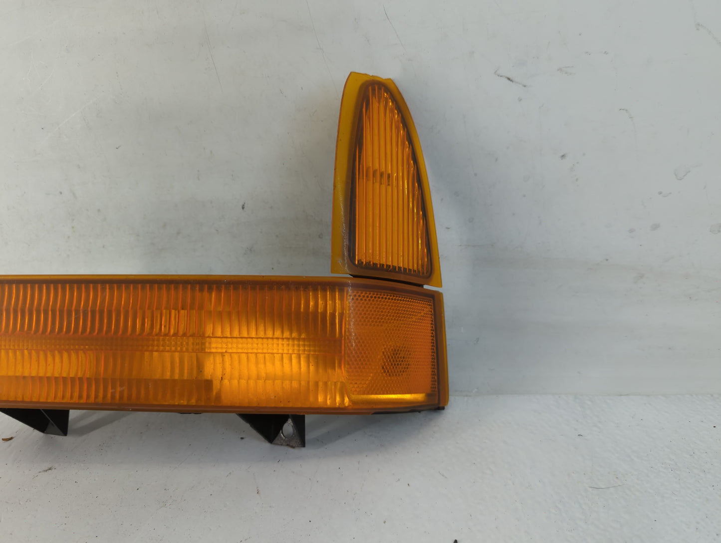 1999-2000 Ford F-250 Super Duty Driver Left Oem Front Light Lamp - Oemusedautoparts1.com