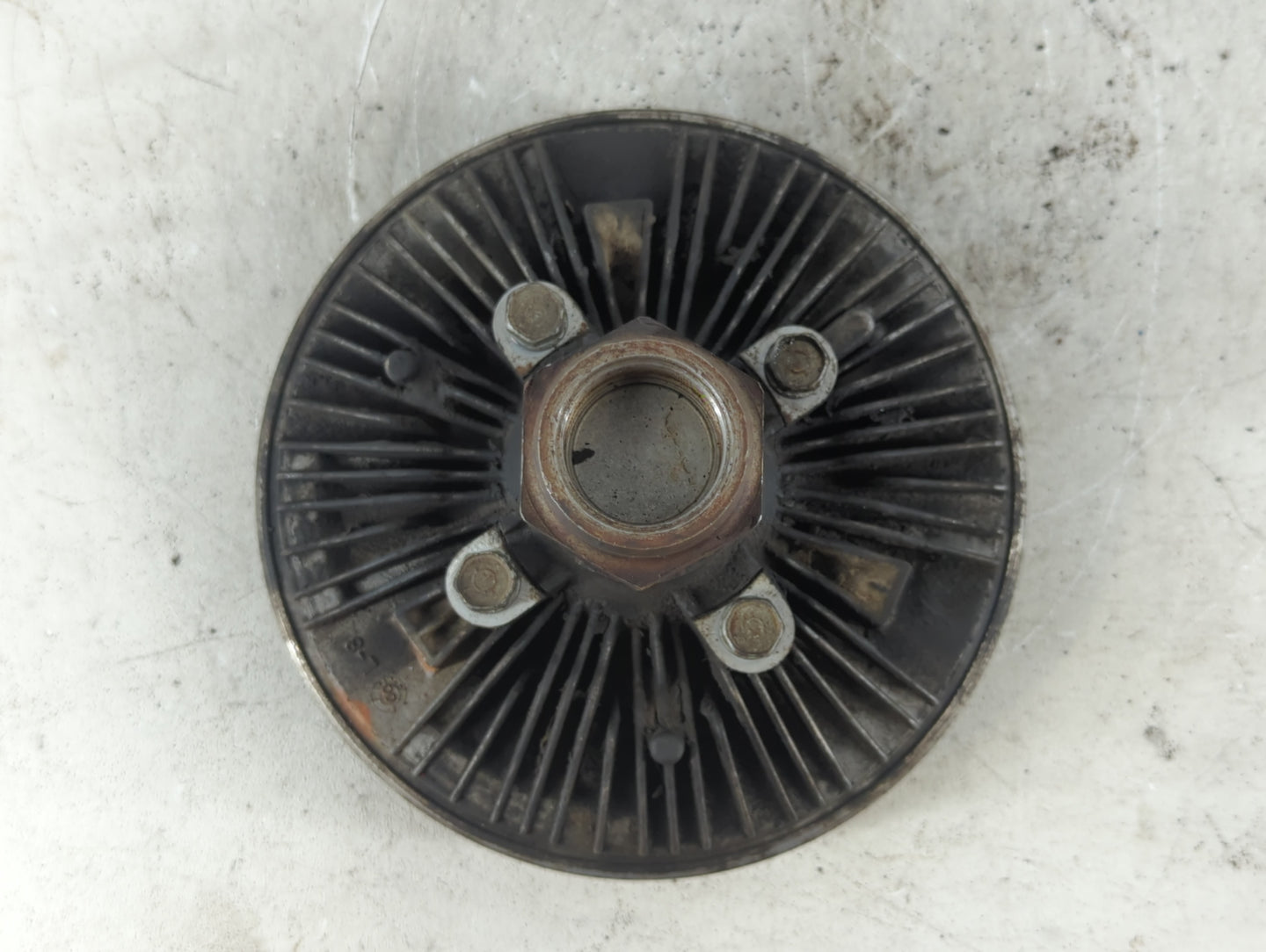 1999-2003 Ford F-350 Super Duty Radiator Cooling Fan Clutch - Oemusedautoparts1.com