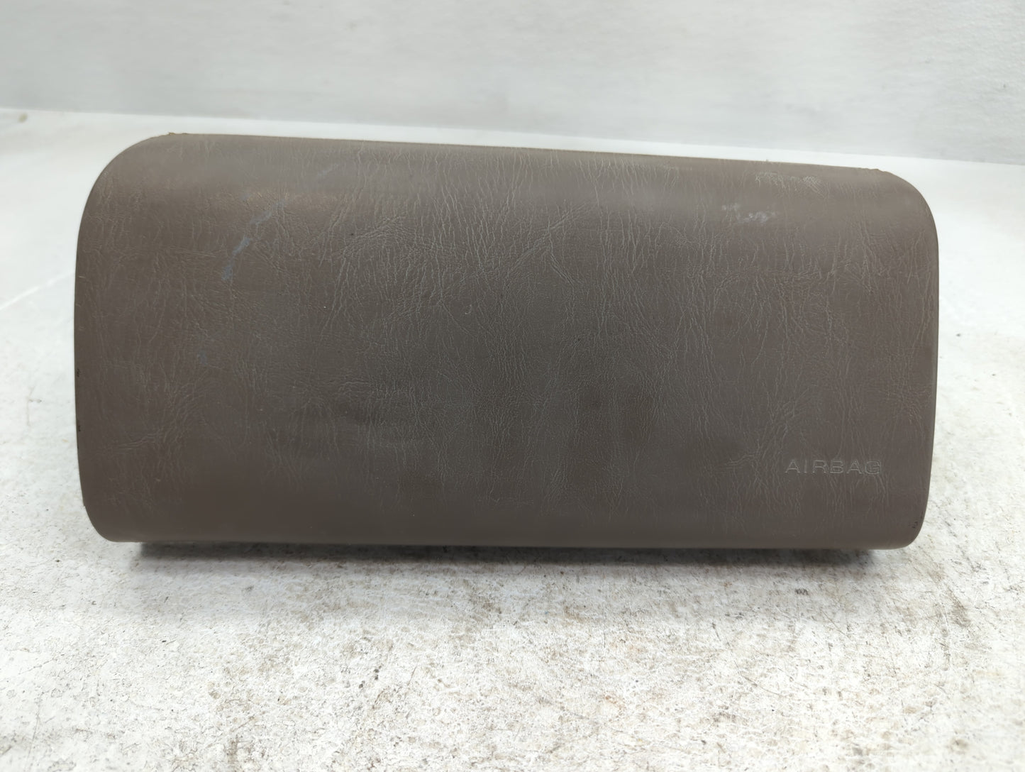 2000 Ford F-350 Super Duty Air Bag Driver Left Steering Wheel Mounted - Oemusedautoparts1.com