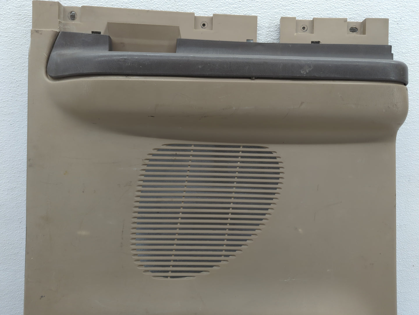 2000 Ford F-350 Super Duty Rear Right Passenger Interior Door Panel Trim - Oemusedautoparts1.com