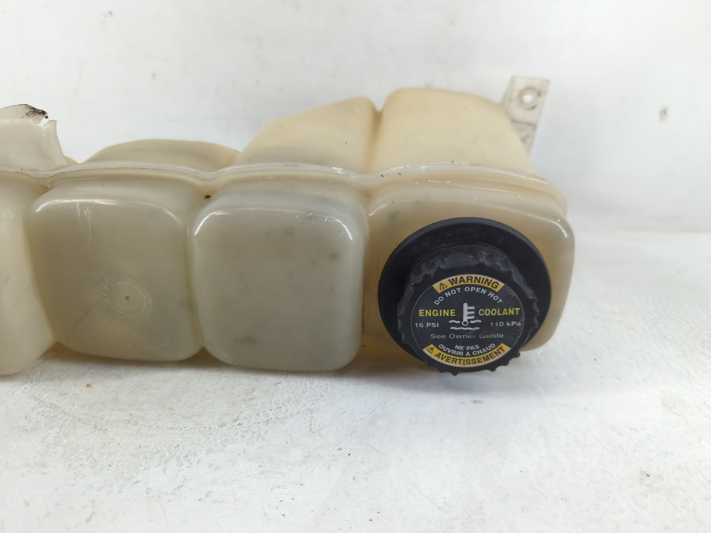 1999 F-350 Super Duty Radiator Coolant Overflow Expansion Tank Bottle - Oemusedautoparts1.com