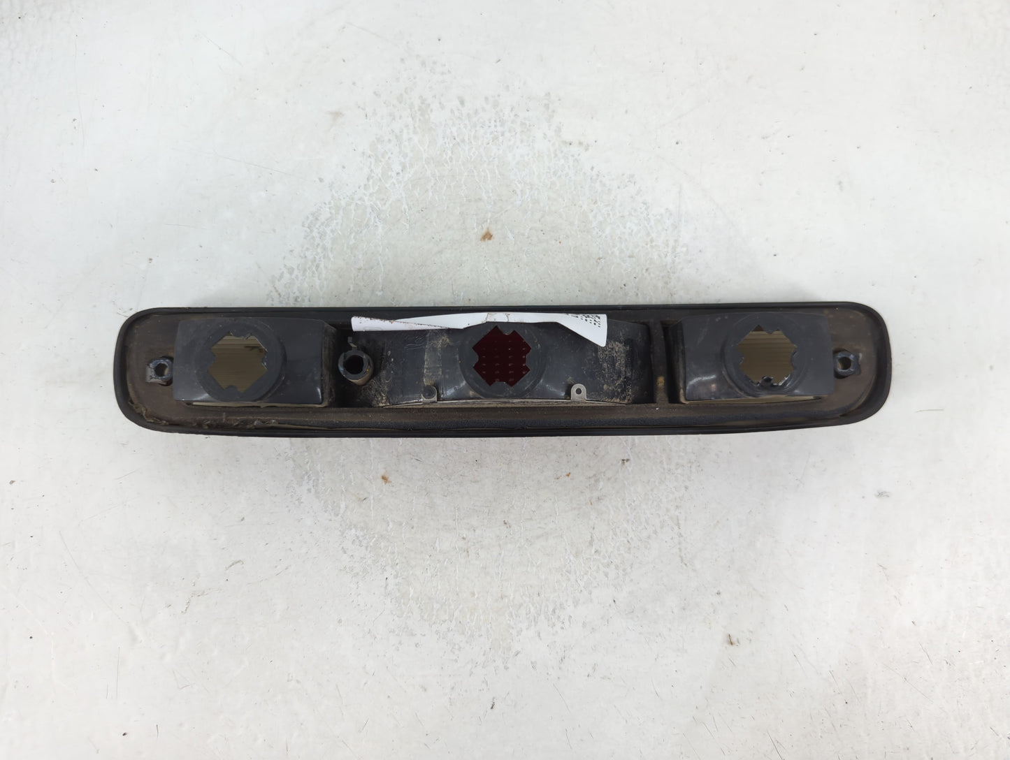 2000 Ford F-350 Super Duty High Mounted Stop Third Brake Light Lamp - Oemusedautoparts1.com
