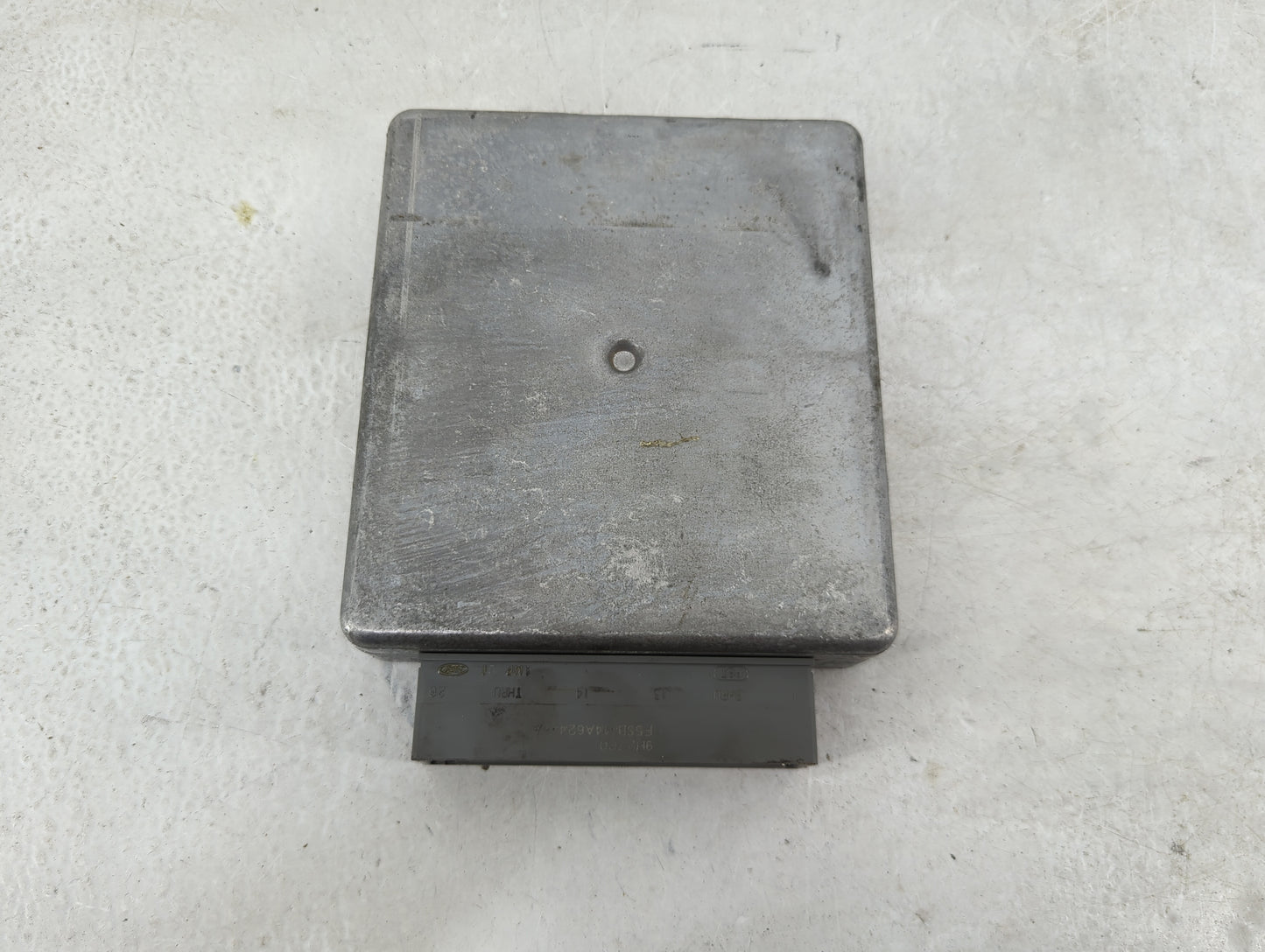 2000 Ford F150 PCM Engine Control Computer ECU ECM PCU OEM P/N:YL3F-12A650-KC MLC-496A Fits OEM Used Auto Parts - Oemusedaut
