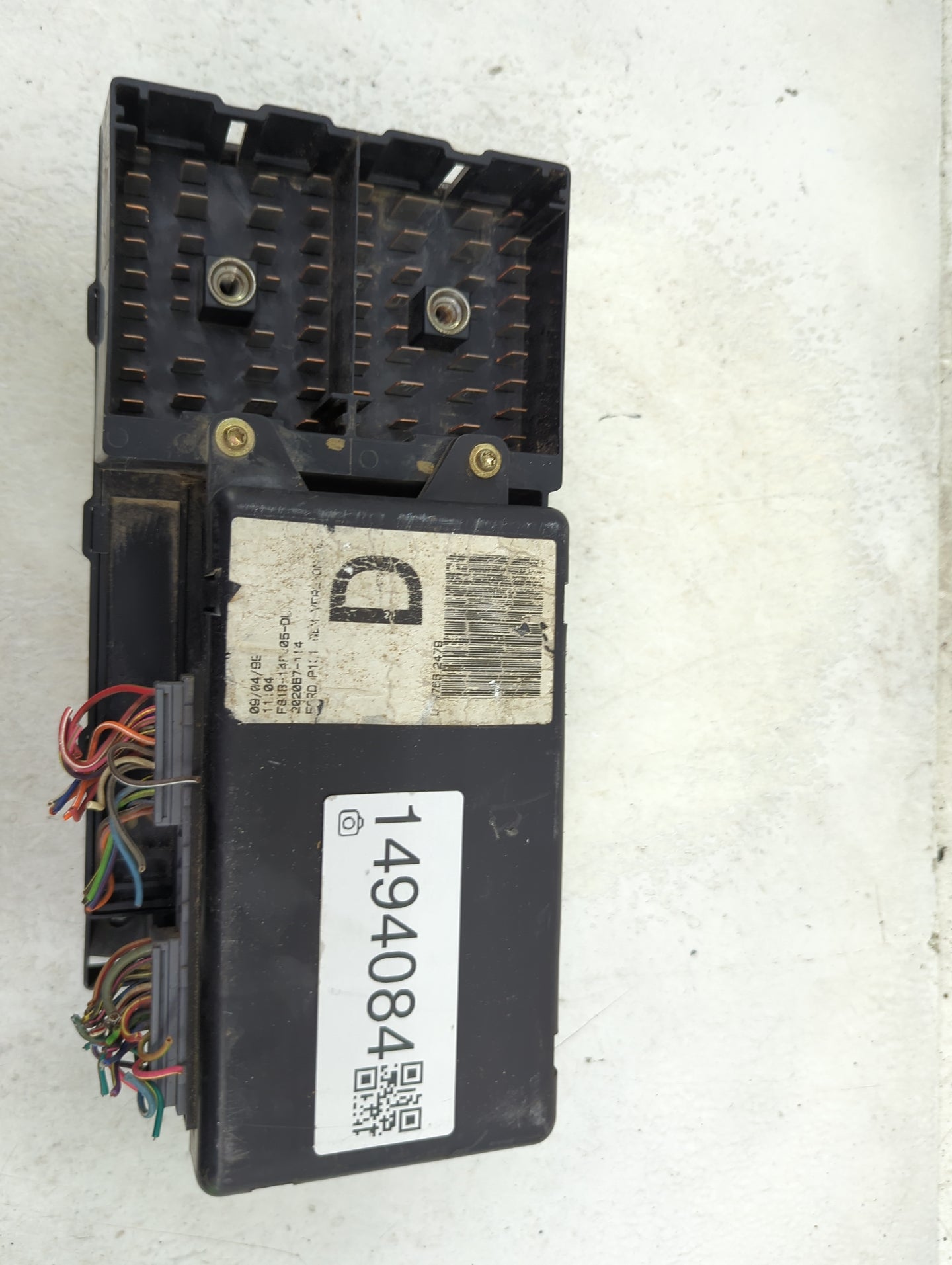 2000 Ford F250sd Fusebox Fuse Box Panel Relay Module P/N:YC3T-14A067-DB F81B-14A067-DL Fits OEM Used Auto Parts - Oemusedaut