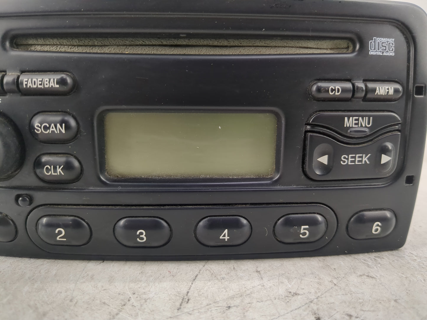 2000 Ford Focus Radio AM FM Cd Player Receiver Replacement Fits OEM Used Auto Parts - Oemusedautoparts1.com