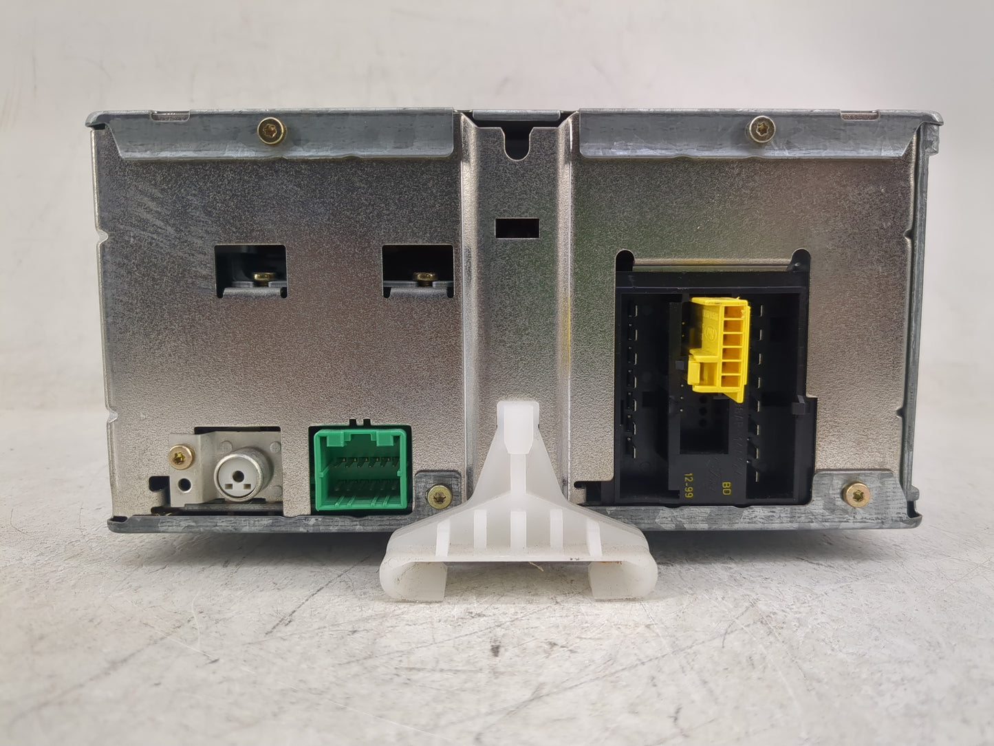 2000 Ford Focus Radio AM FM Cd Player Receiver Replacement Fits OEM Used Auto Parts - Oemusedautoparts1.com