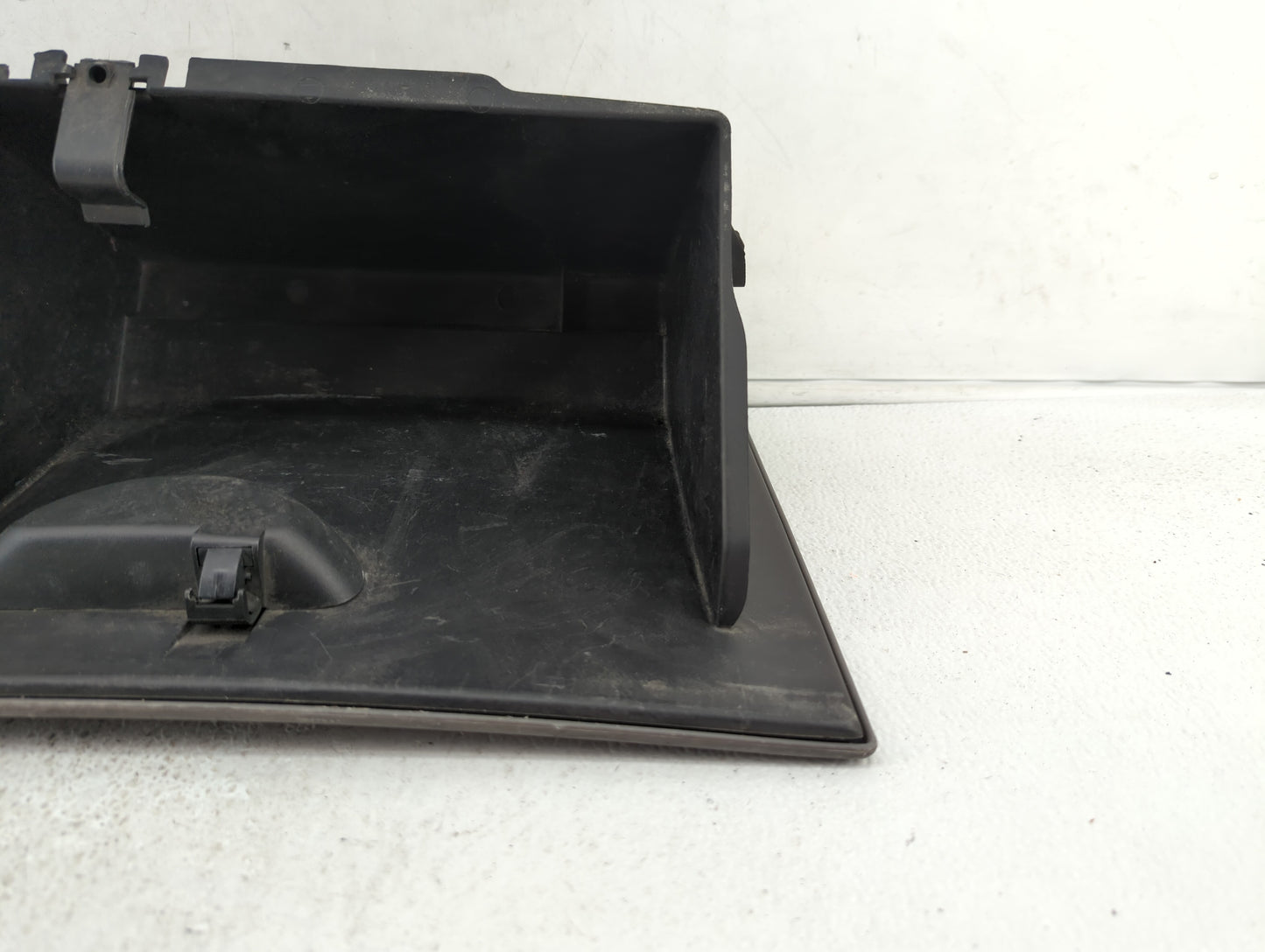 2000 Ford Focus Passenger Glove Box Door Storage Compartment Black - Oemusedautoparts1.com