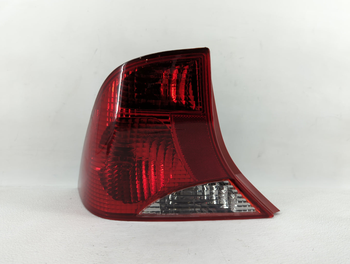 2000-2001 Ford Focus Tail Light Assembly Driver Left OEM Fits Fits 2000 2001 OEM Used Auto Parts - Oemusedautoparts1.com
