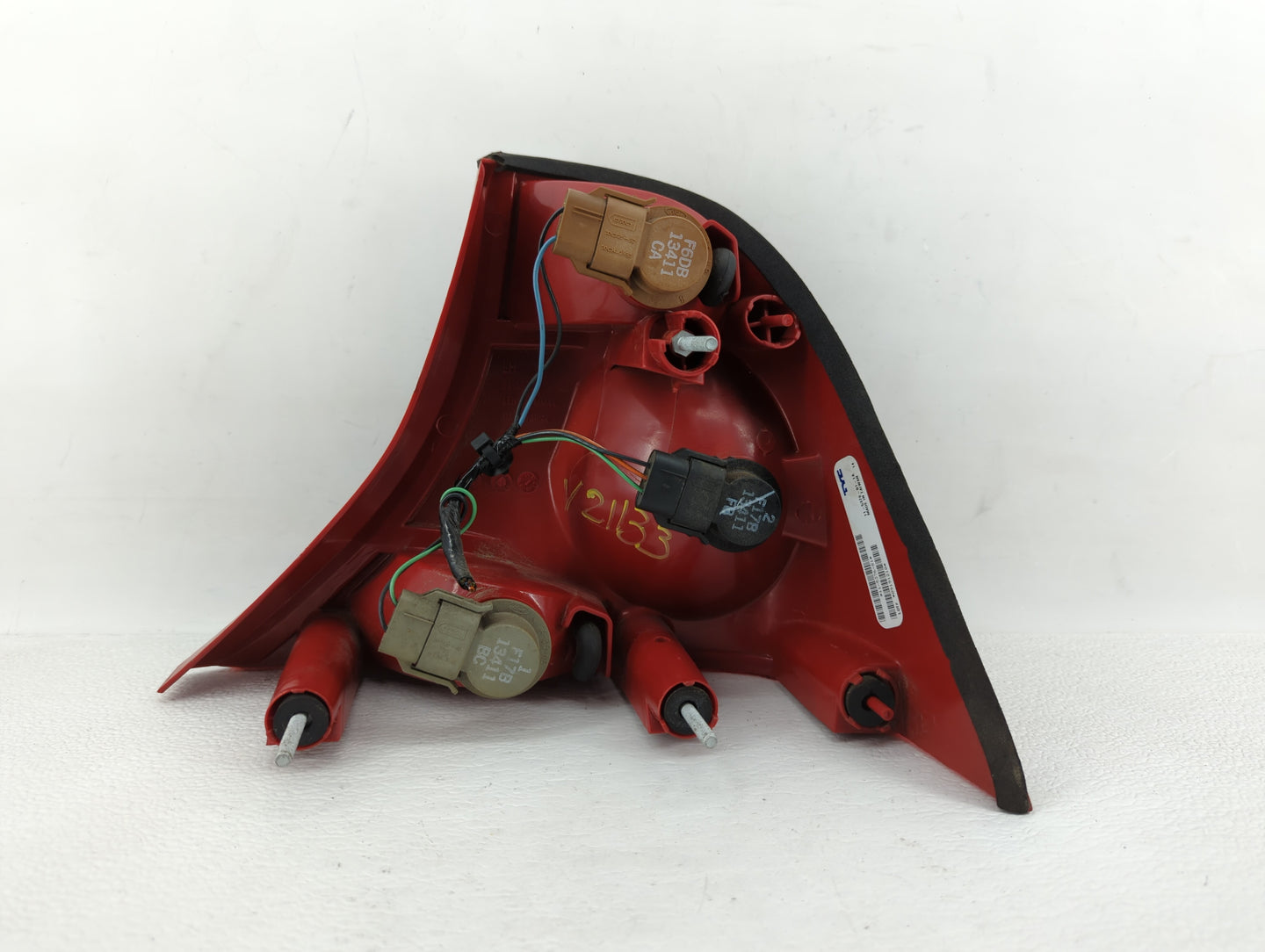 2000-2001 Ford Focus Tail Light Assembly Driver Left OEM Fits Fits 2000 2001 OEM Used Auto Parts - Oemusedautoparts1.com