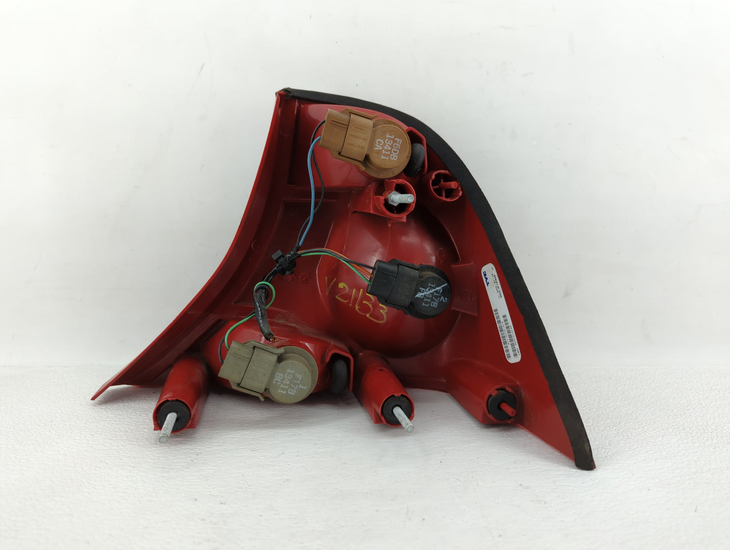 2000-2001 Ford Focus Tail Light Assembly Driver Left OEM Fits Fits 2000 2001 OEM Used Auto Parts - Oemusedautoparts1.com
