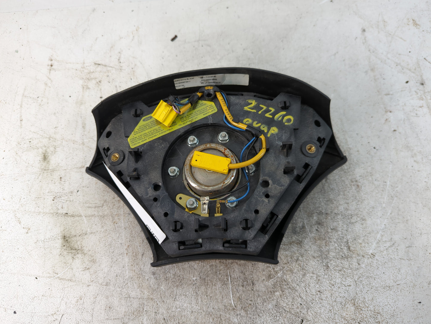 2000-2001 Ford Focus Air Bag Driver Left Steering Wheel Mounted P/N:FBM L7D 54 BPC Fits Fits 2000 2001 OEM Used Auto Parts -