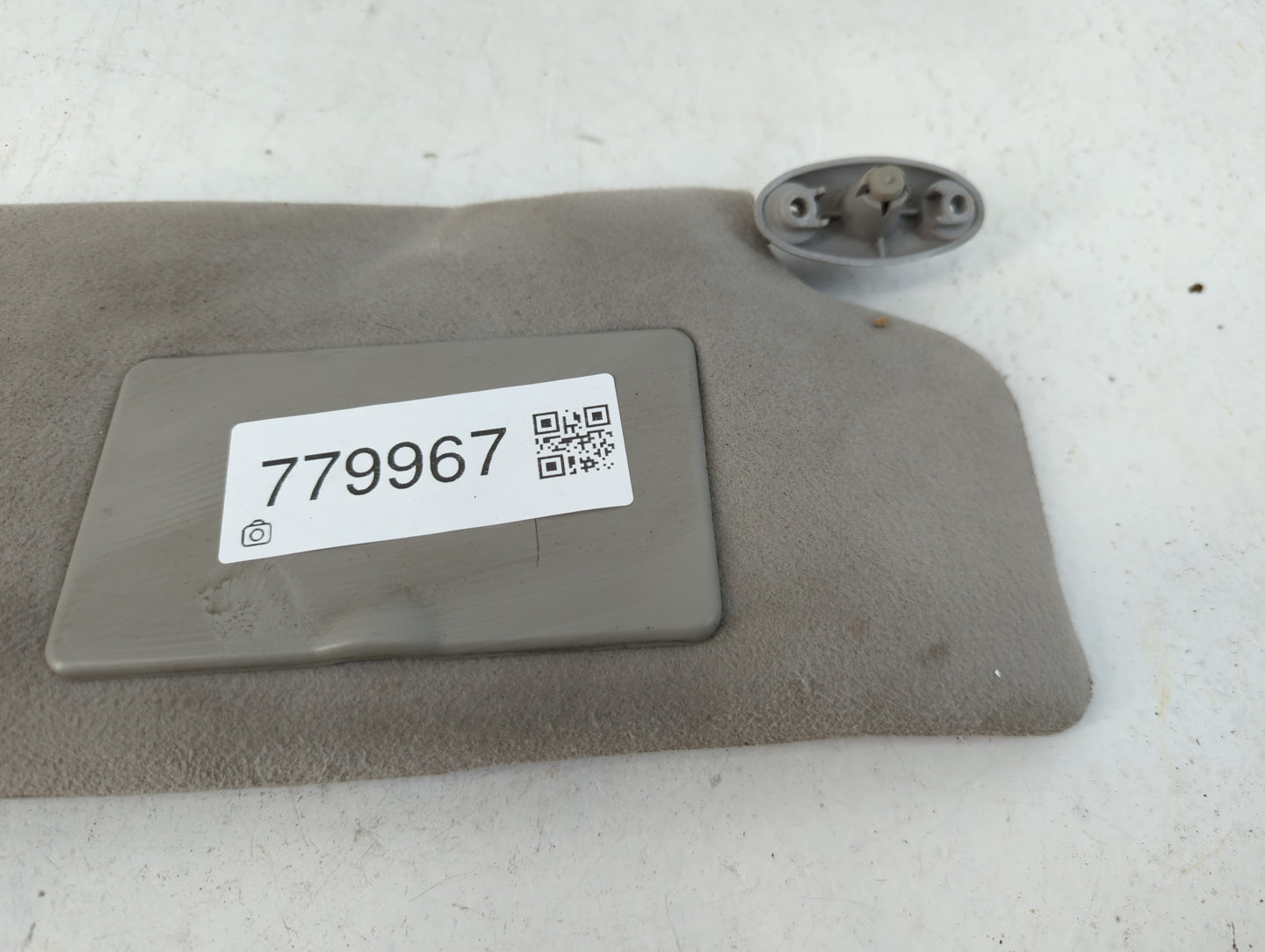 2000-2004 Ford Focus Sun Visor Shade Replacement Passenger Right Mirror Fits Fits 2000 2001 2002 2003 2004 OEM Used Auto Par