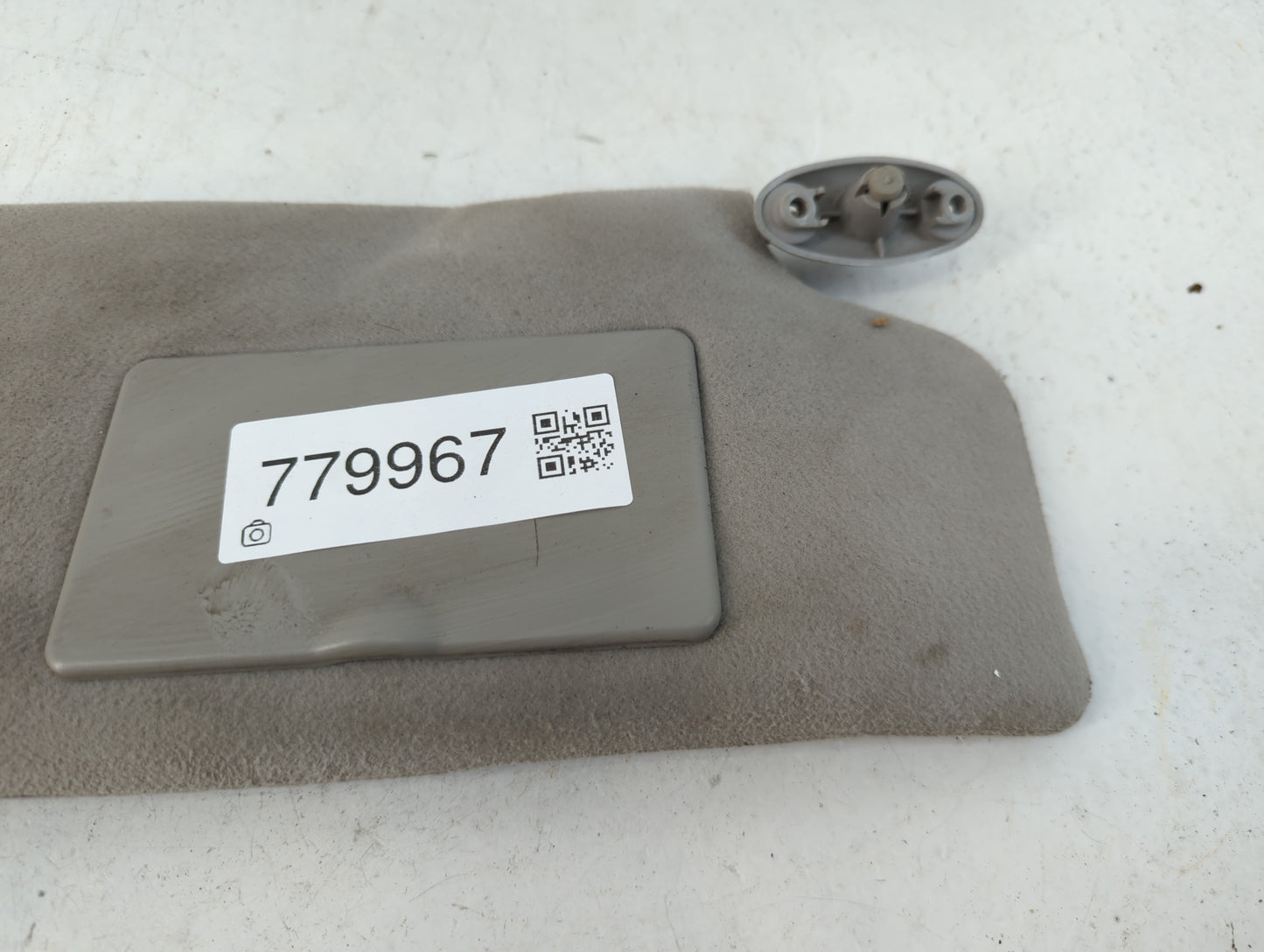 2000-2004 Ford Focus Sun Visor Shade Replacement Passenger Right Mirror Fits Fits 2000 2001 2002 2003 2004 OEM Used Auto Par
