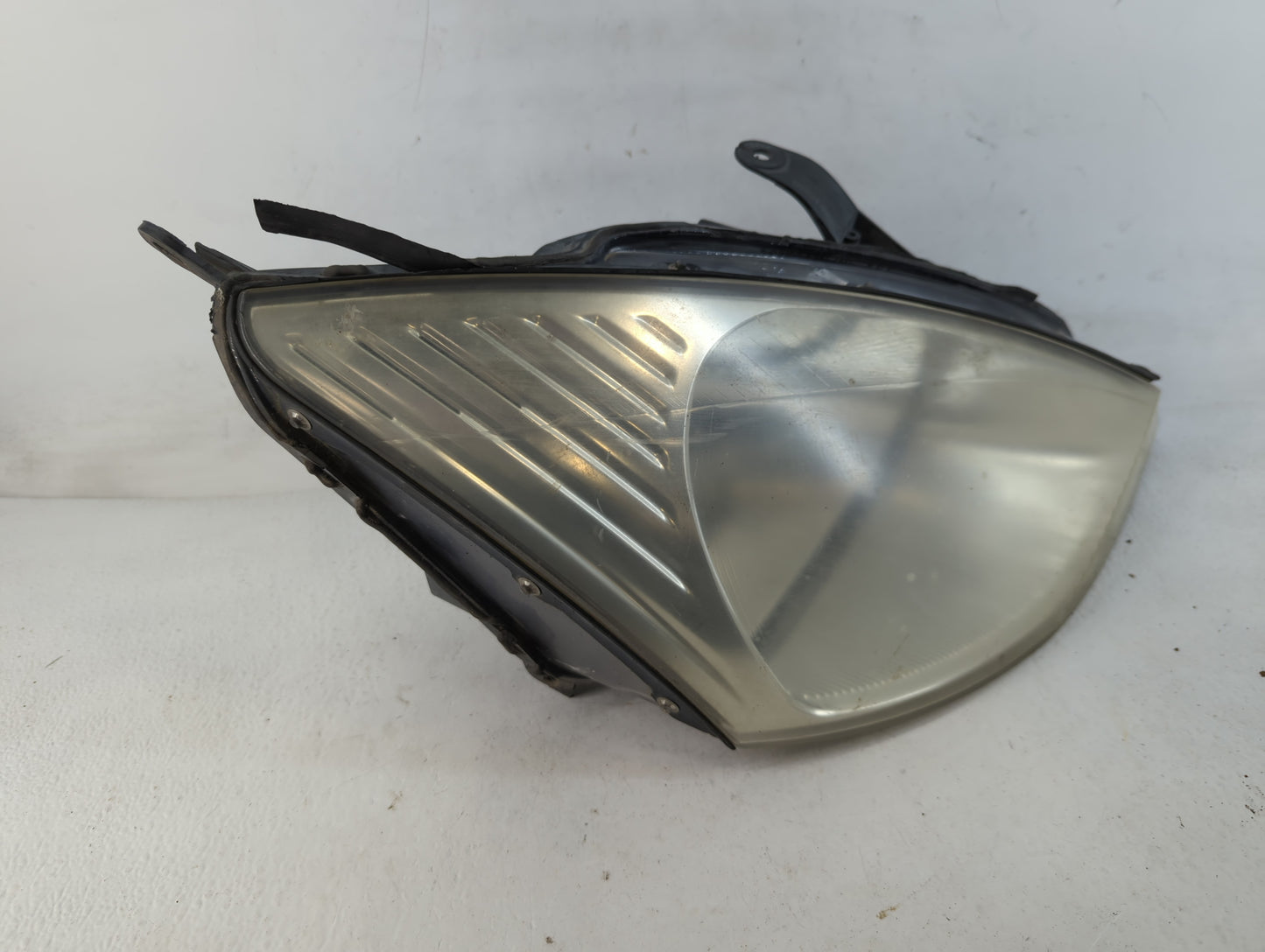 2000-2002 Ford Focus Passenger Right Oem Head Light Headlight Lamp - Oemusedautoparts1.com
