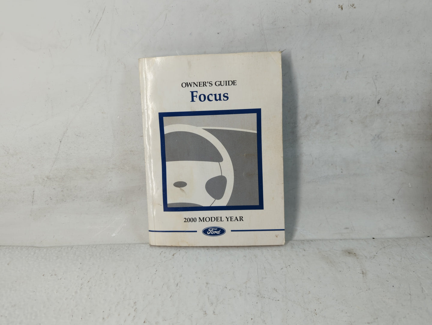 2000 Ford Focus Owners Manual Book Guide P/N:YS4J-19A321-BC OEM Used Auto Parts - Oemusedautoparts1.com