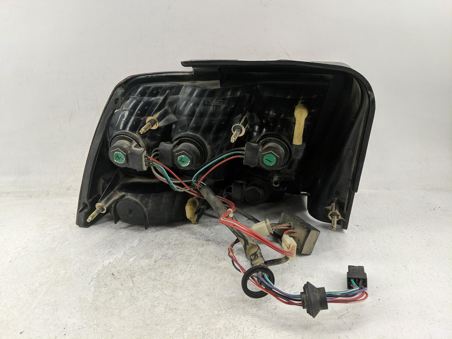 1999-2004 Ford Mustang Tail Light Assembly Passenger Right OEM P/N:XR33-13B504 Fits Fits 1999 2000 2001 2002 2003 2004 OEM U