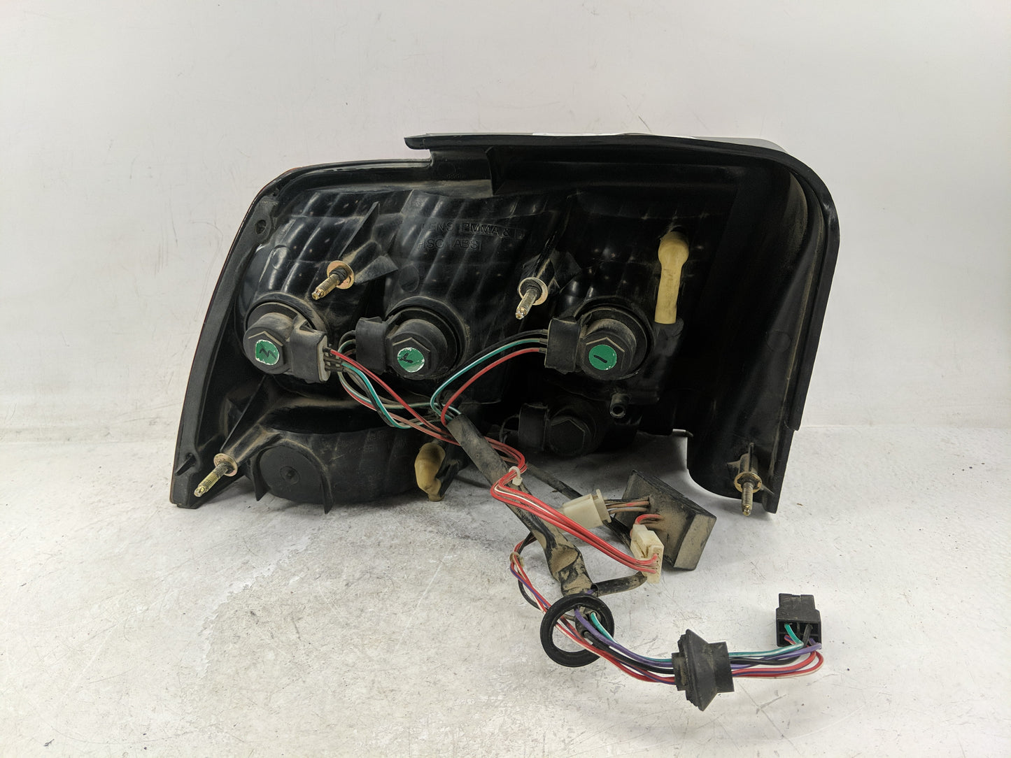 1999-2004 Ford Mustang Tail Light Assembly Passenger Right OEM P/N:XR33-13B504 Fits Fits 1999 2000 2001 2002 2003 2004 OEM U