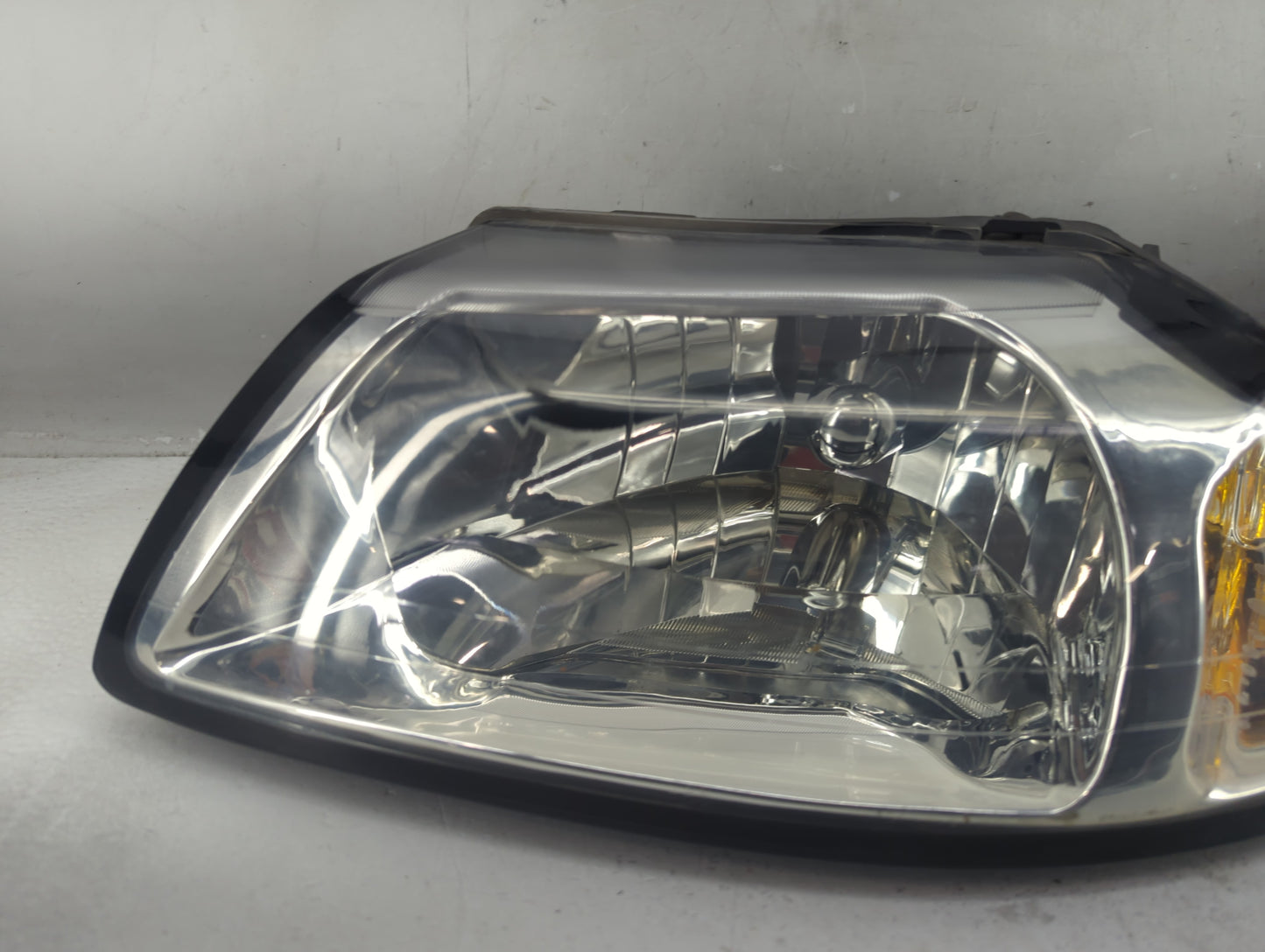 1999-2000 Ford Mustang Driver Left Oem Head Light Headlight Lamp - Oemusedautoparts1.com