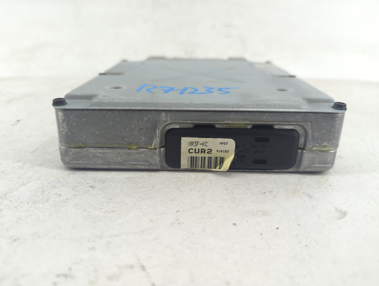 2000 Ford Mustang Radio AM FM Cd Player Receiver Replacement P/N:XR3F-12A650-KC Fits OEM Used Auto Parts - Oemusedautoparts1