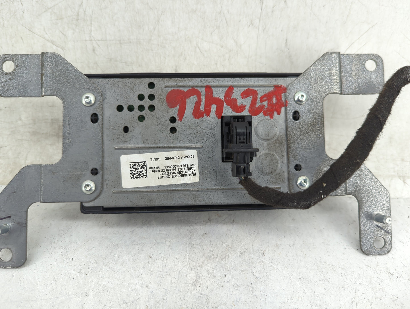 2000 Ford Mustang Information Display Screen - Oemusedautoparts1.com