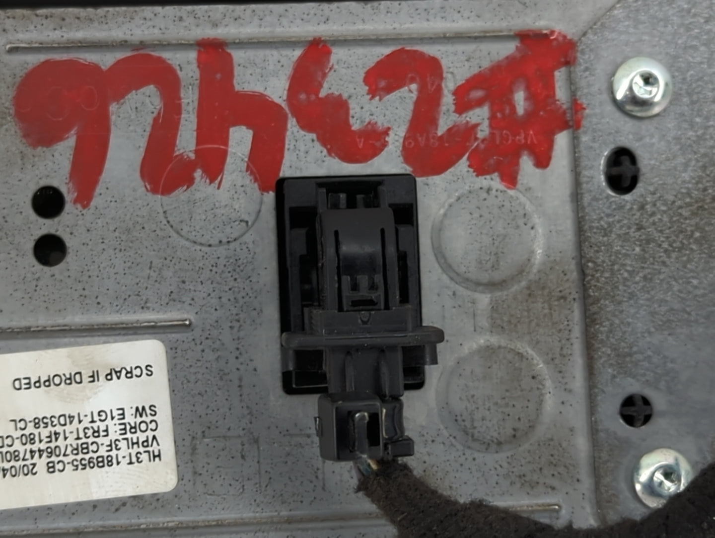 2000 Ford Mustang Information Display Screen - Oemusedautoparts1.com