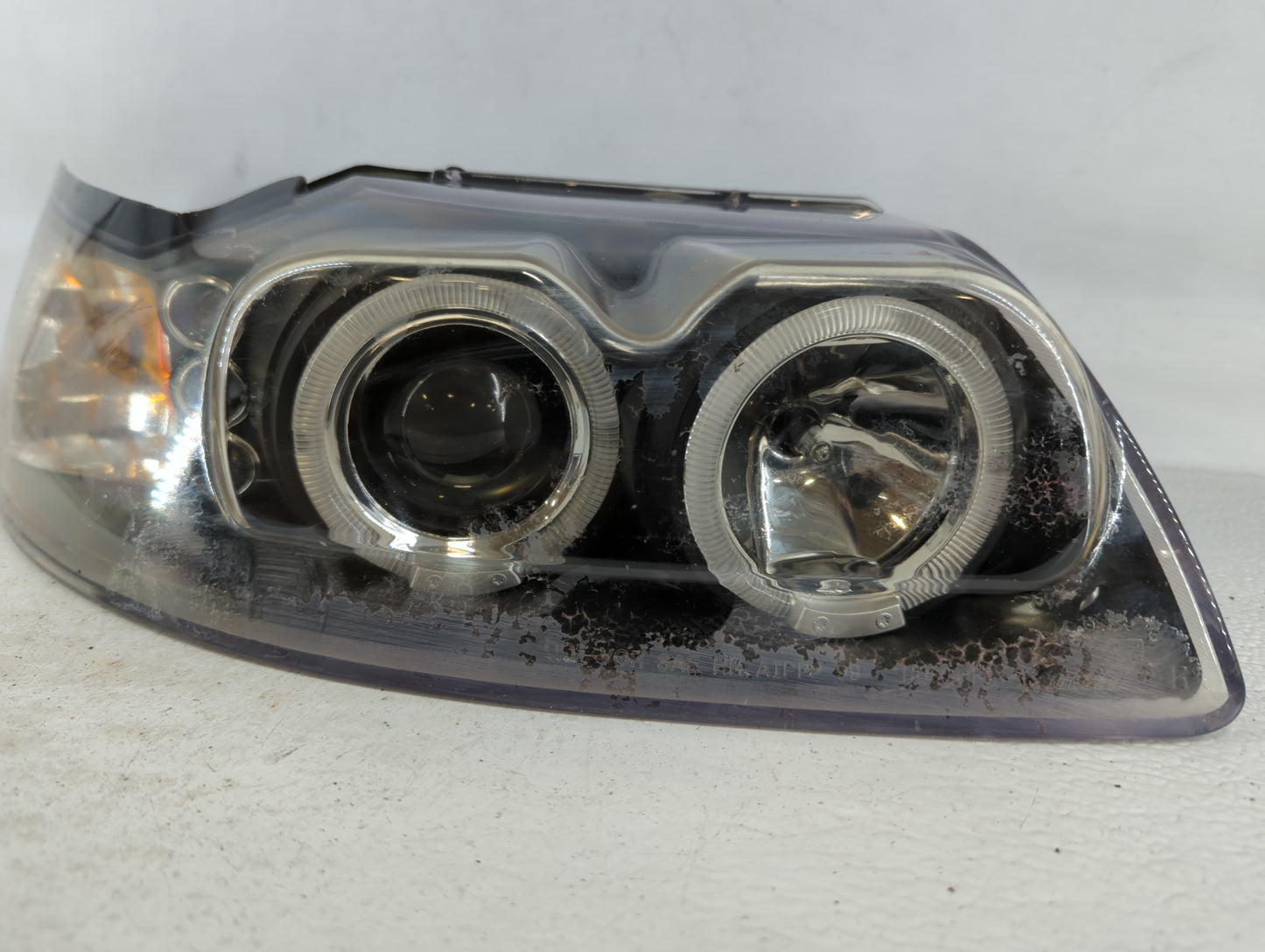 1999-2000 Ford Mustang Passenger Right Oem Head Light Headlight Lamp - Oemusedautoparts1.com