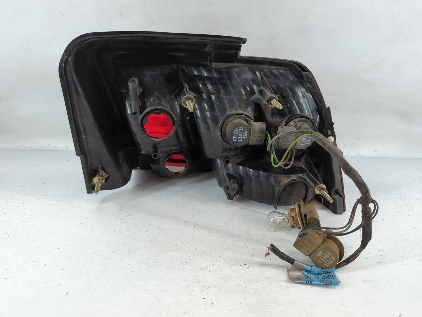 1999-2004 Ford Mustang Tail Light Assembly Driver Left OEM P/N:XR33-13B505-A Fits Fits 1999 2000 2001 2002 2003 2004 OEM Use