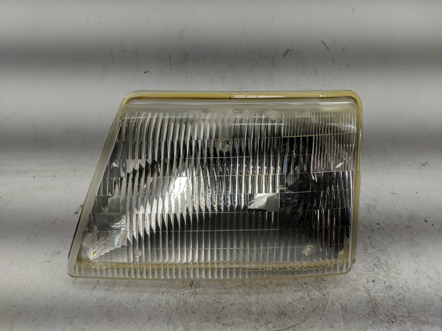 1998-2000 Ford Ranger Driver Left Oem Head Light Headlight Lamp - Oemusedautoparts1.com