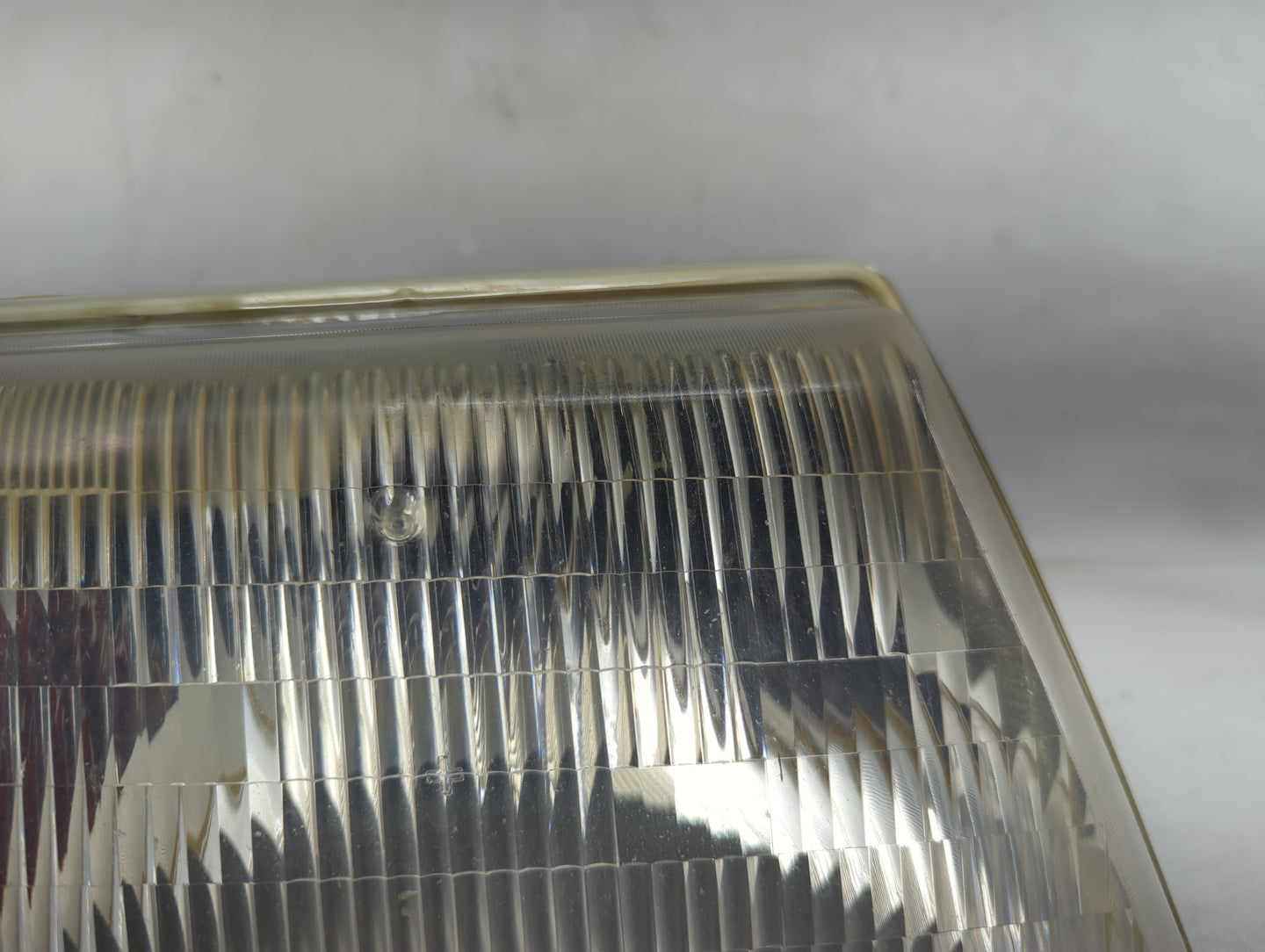 1998-2000 Ford Ranger Passenger Right Oem Head Light Headlight Lamp - Oemusedautoparts1.com