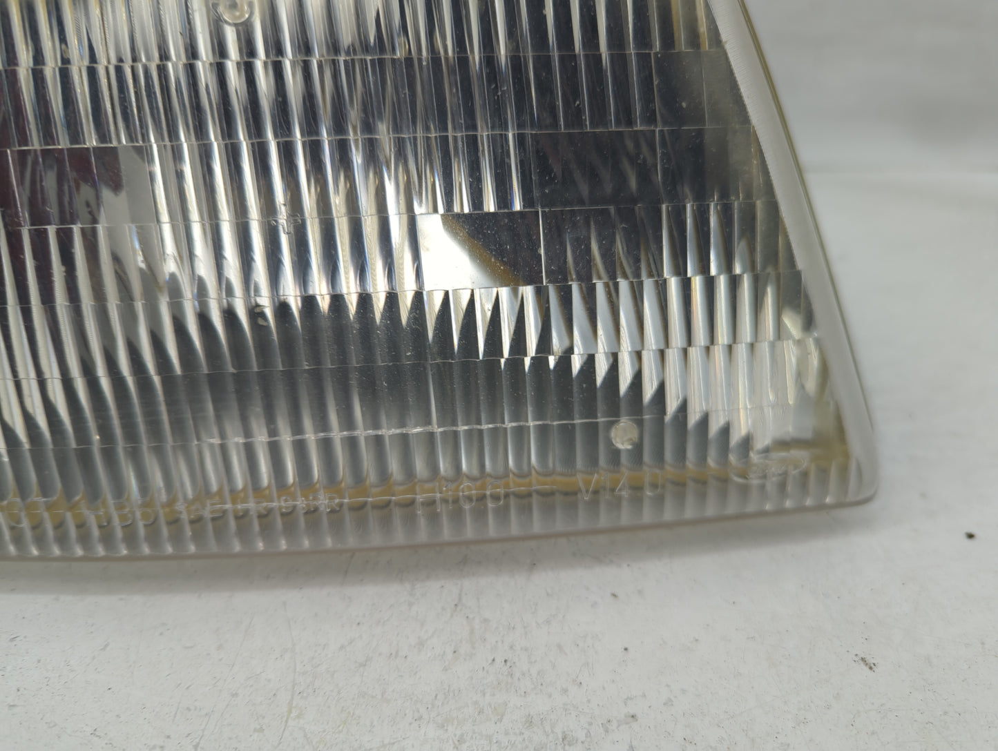 1998-2000 Ford Ranger Passenger Right Oem Head Light Headlight Lamp - Oemusedautoparts1.com